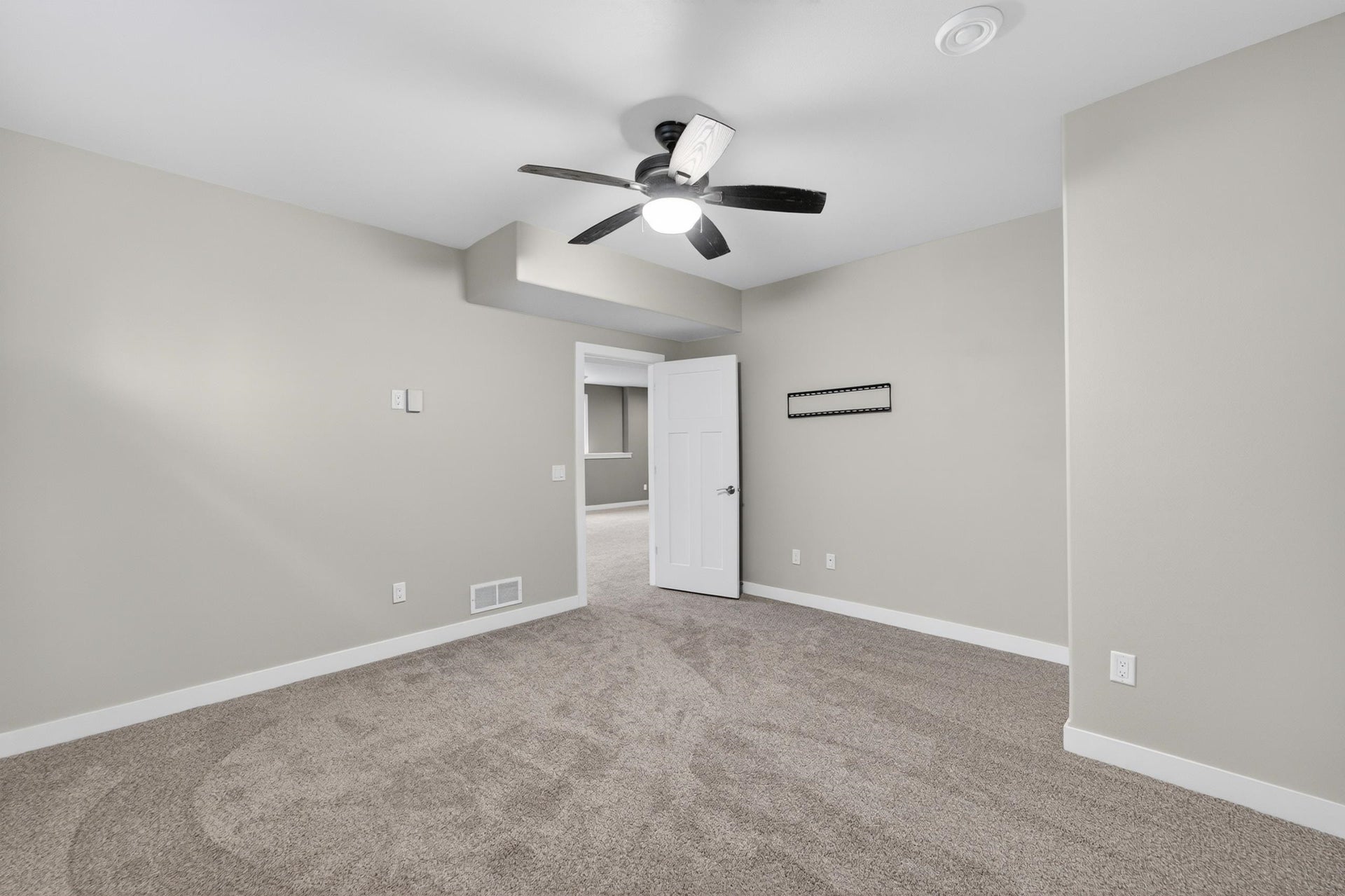 1013 Tara Lane, Waunakee, WI 53597