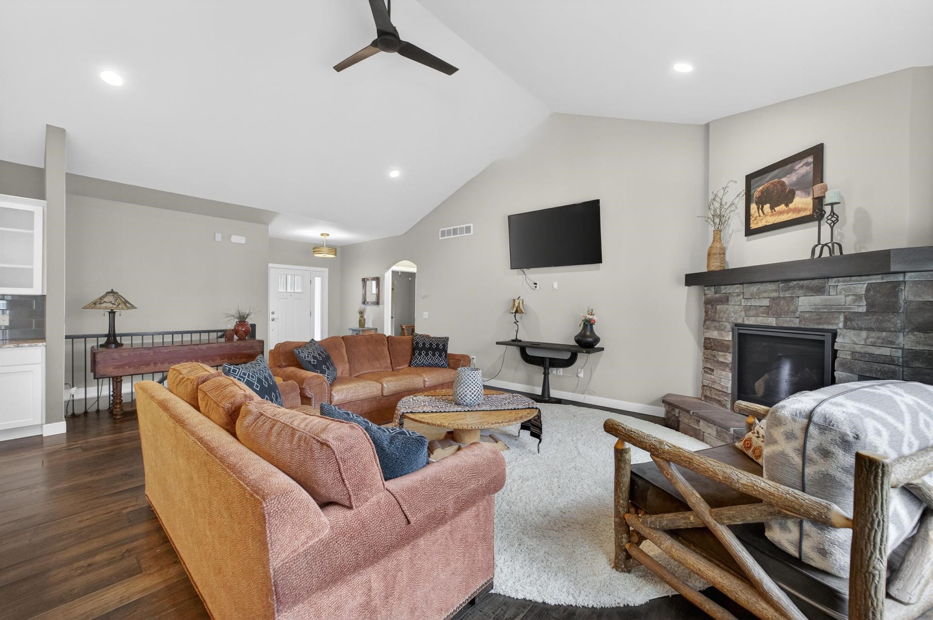 1013 Tara Lane, Waunakee, WI 53597