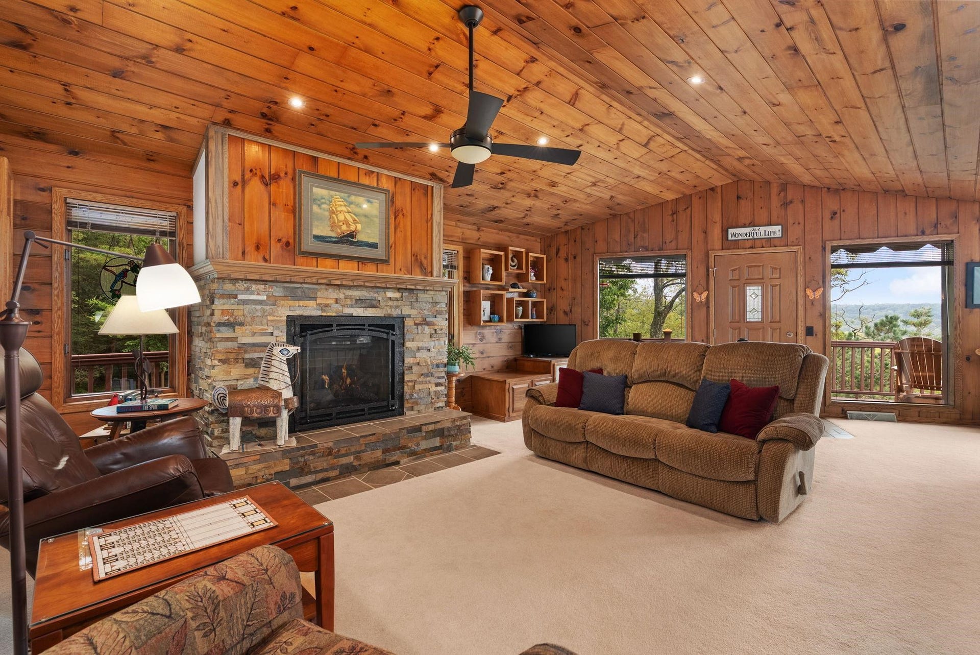 6460 Cooke Road, Mazomanie, WI 53560-9798