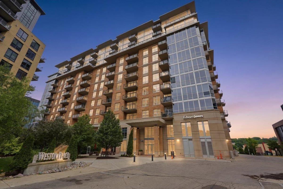 625 N Segoe Road, #1100, Madison, WI 53705