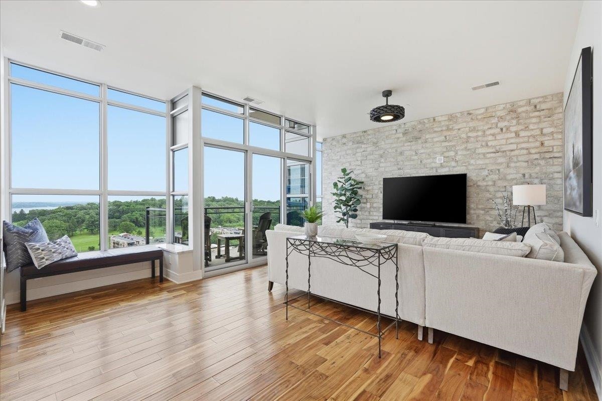 625 N Segoe Road, #1100, Madison, WI 53705