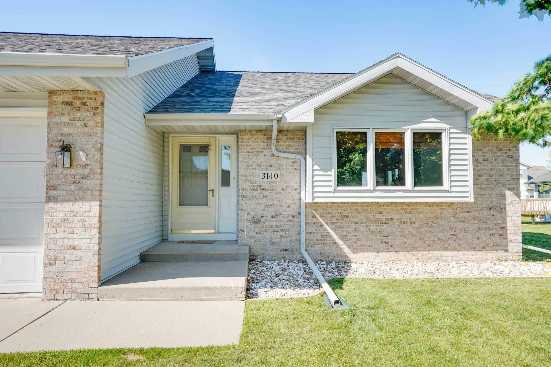 3140 Rebel Drive, Sun Prairie, WI 53590