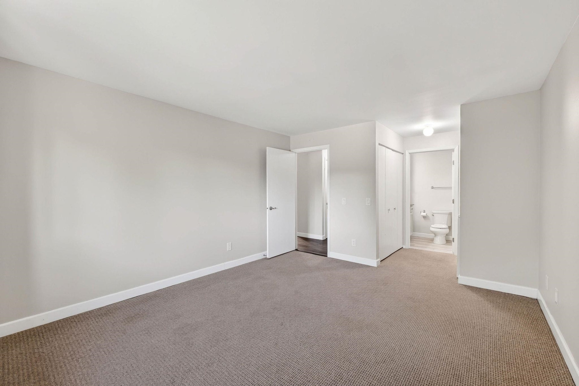 1034 S Sunnyvale Lane, #G, Madison, WI 53713