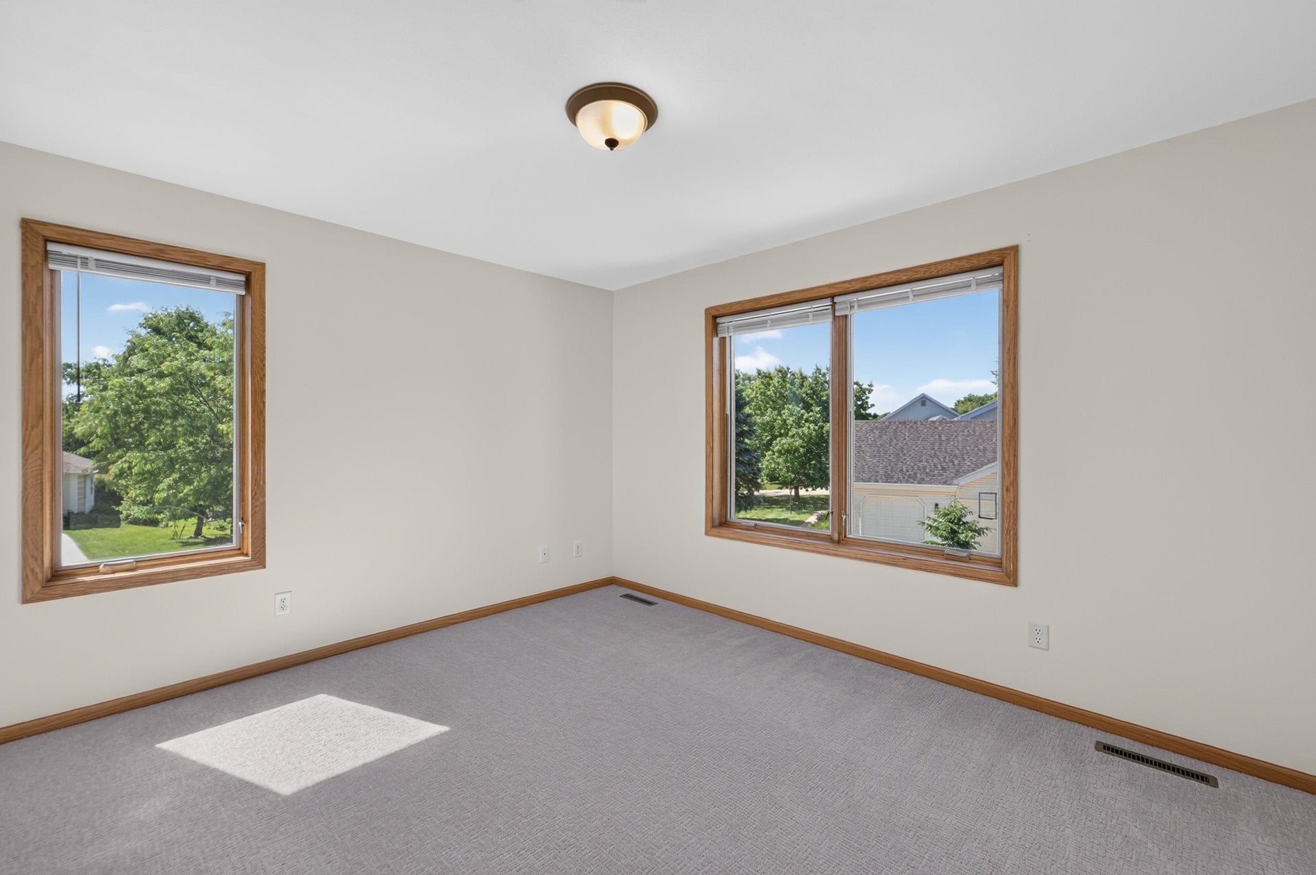 8701 Nelson Crossing, Madison, WI 53593