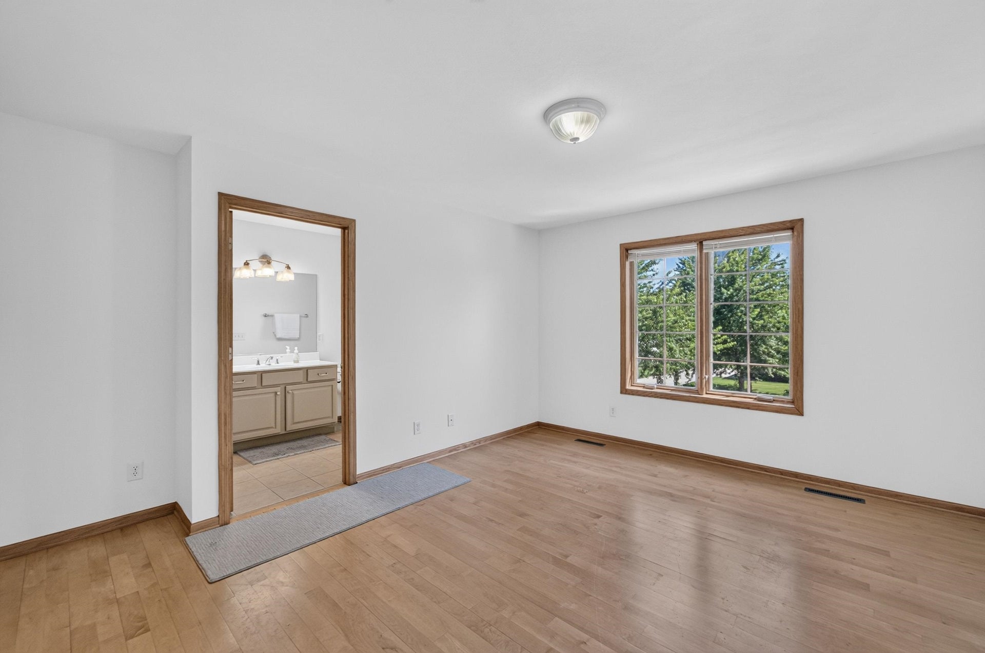 8701 Nelson Crossing, Madison, WI 53593
