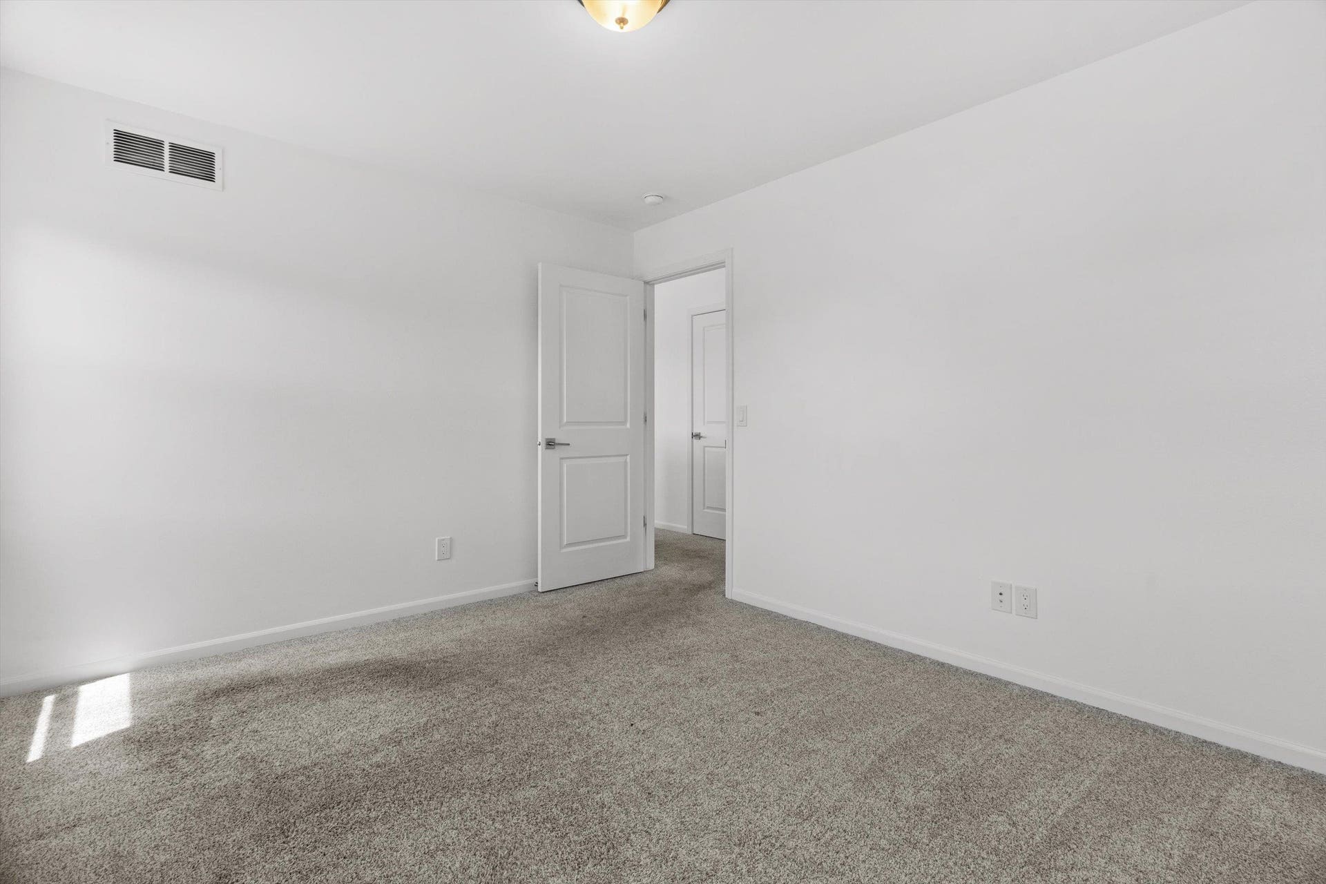 17 Rustling Birch Court, Madison, WI 53593