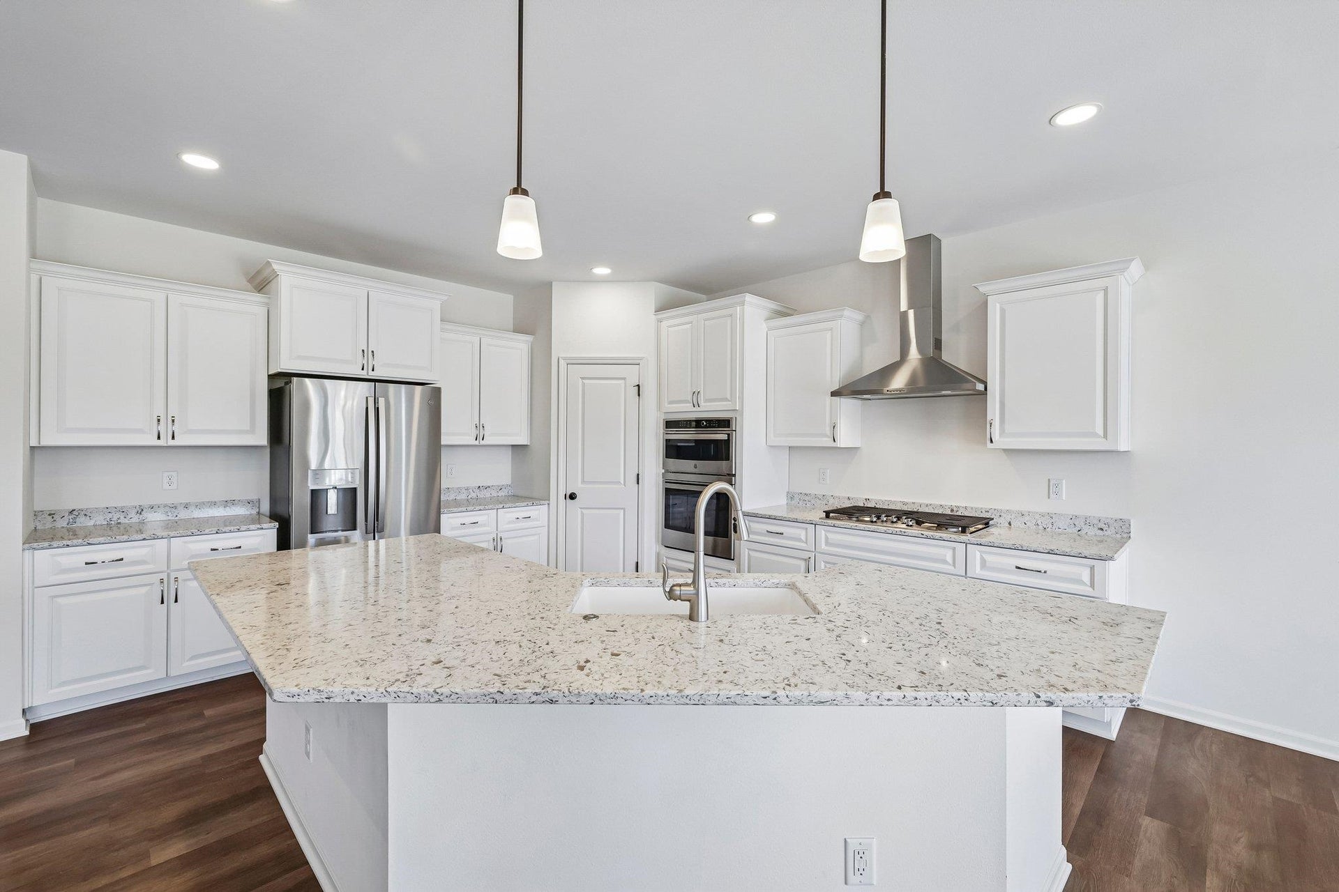 2725 Wayfair Street, Fitchburg, WI 53719