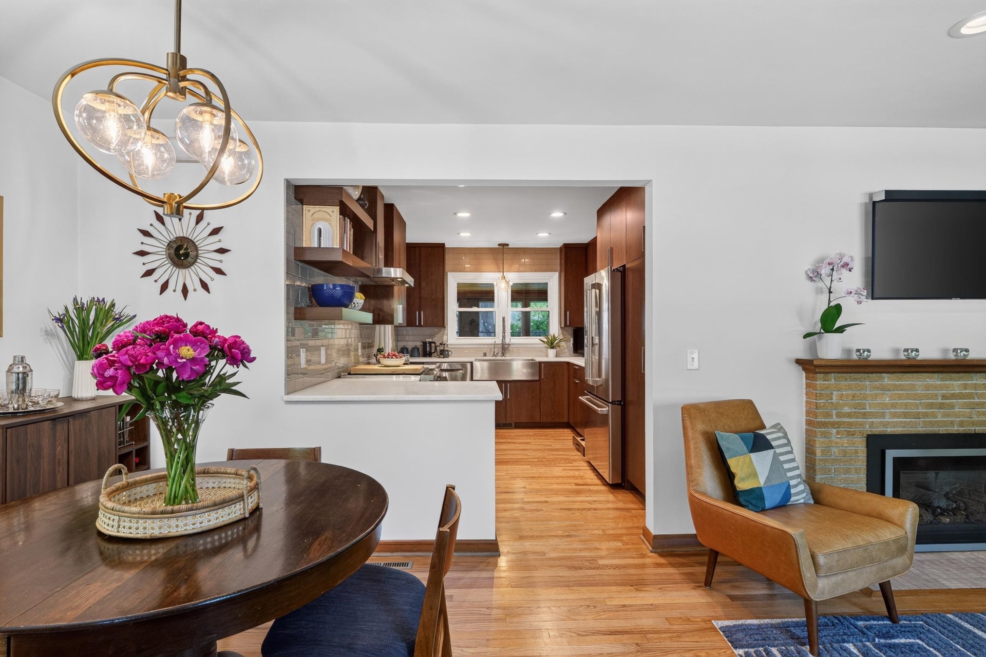 526 Woodside Terrace, Madison, WI 53711
