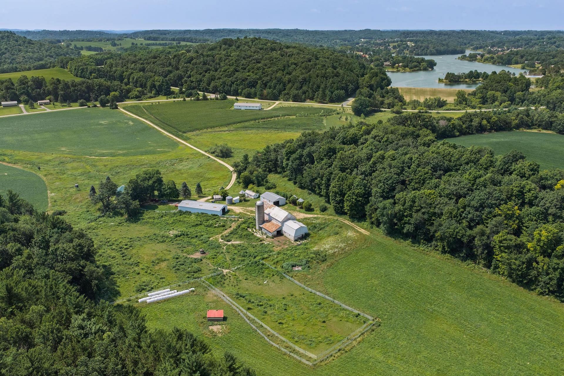 E2906 N Dutch Hollow Road, La Valle, WI 53941