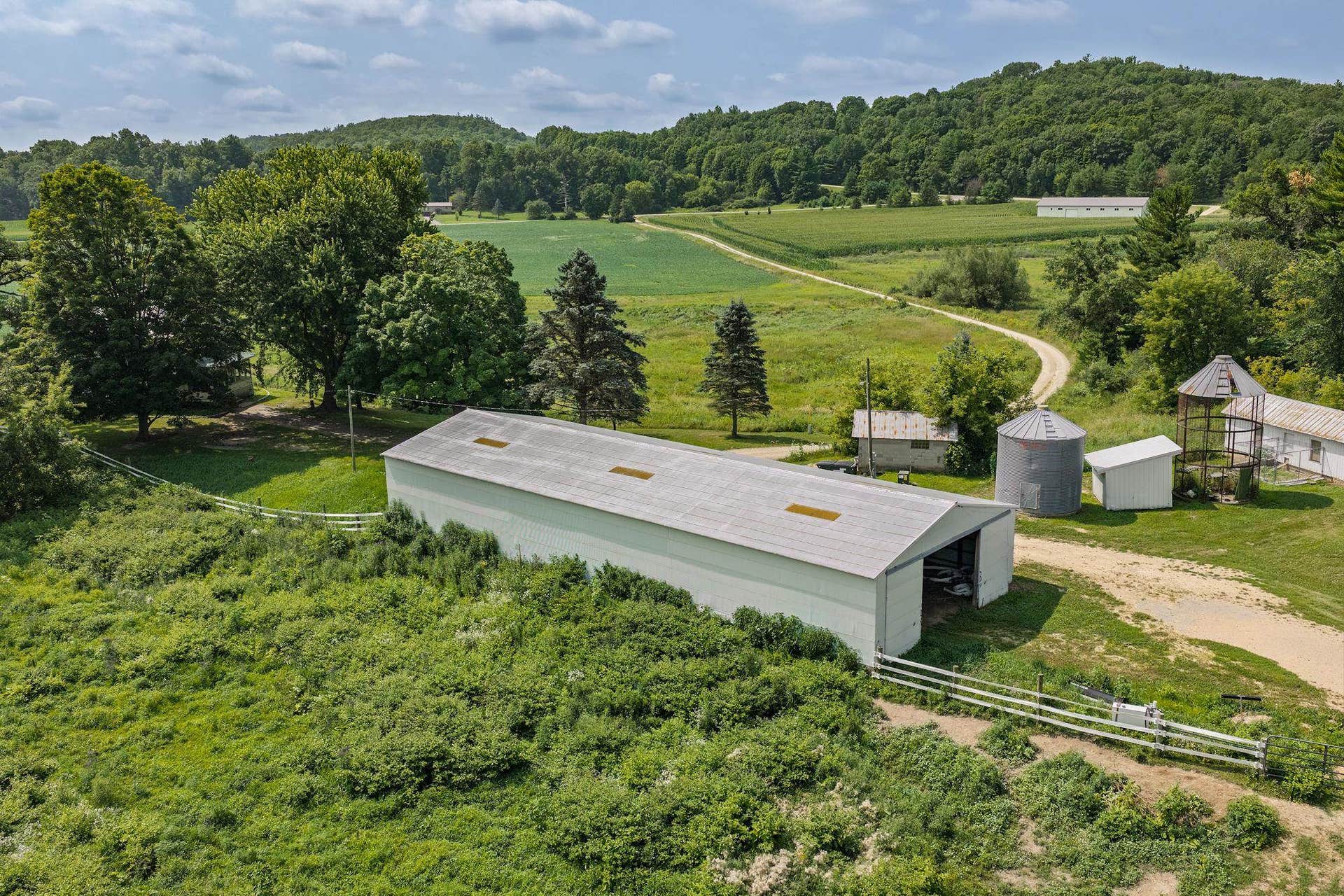 E2906 N Dutch Hollow Road, La Valle, WI 53941