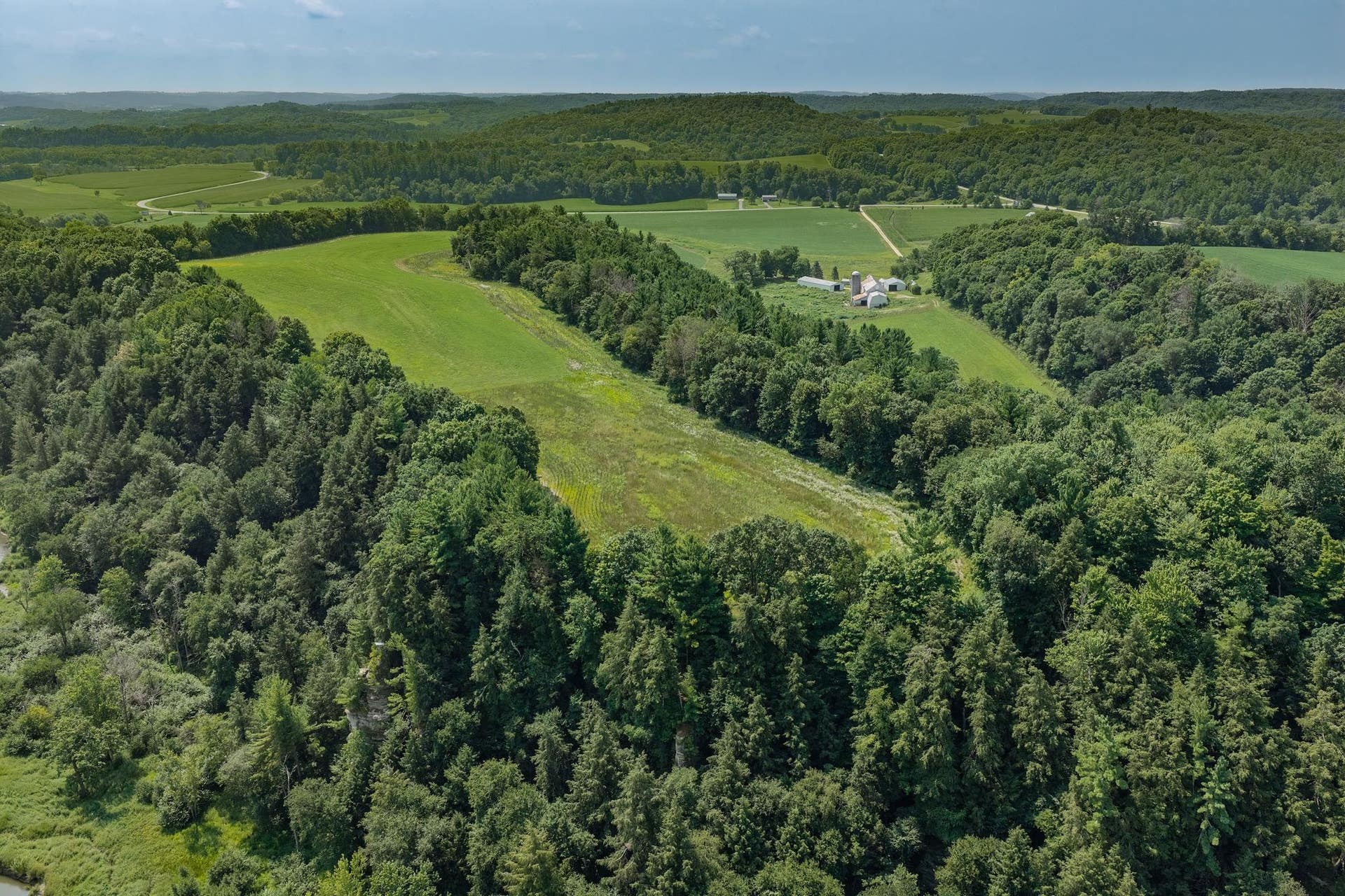 E2906 N Dutch Hollow Road, La Valle, WI 53941