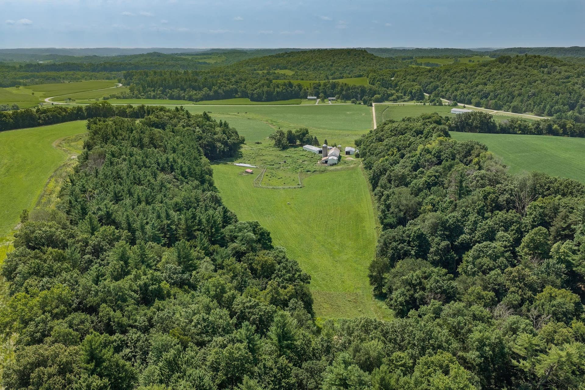 E2906 N Dutch Hollow Road, La Valle, WI 53941
