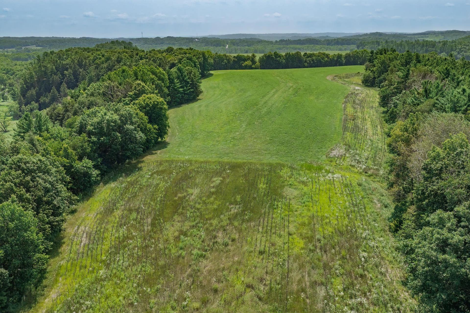 E2906 N Dutch Hollow Road, La Valle, WI 53941