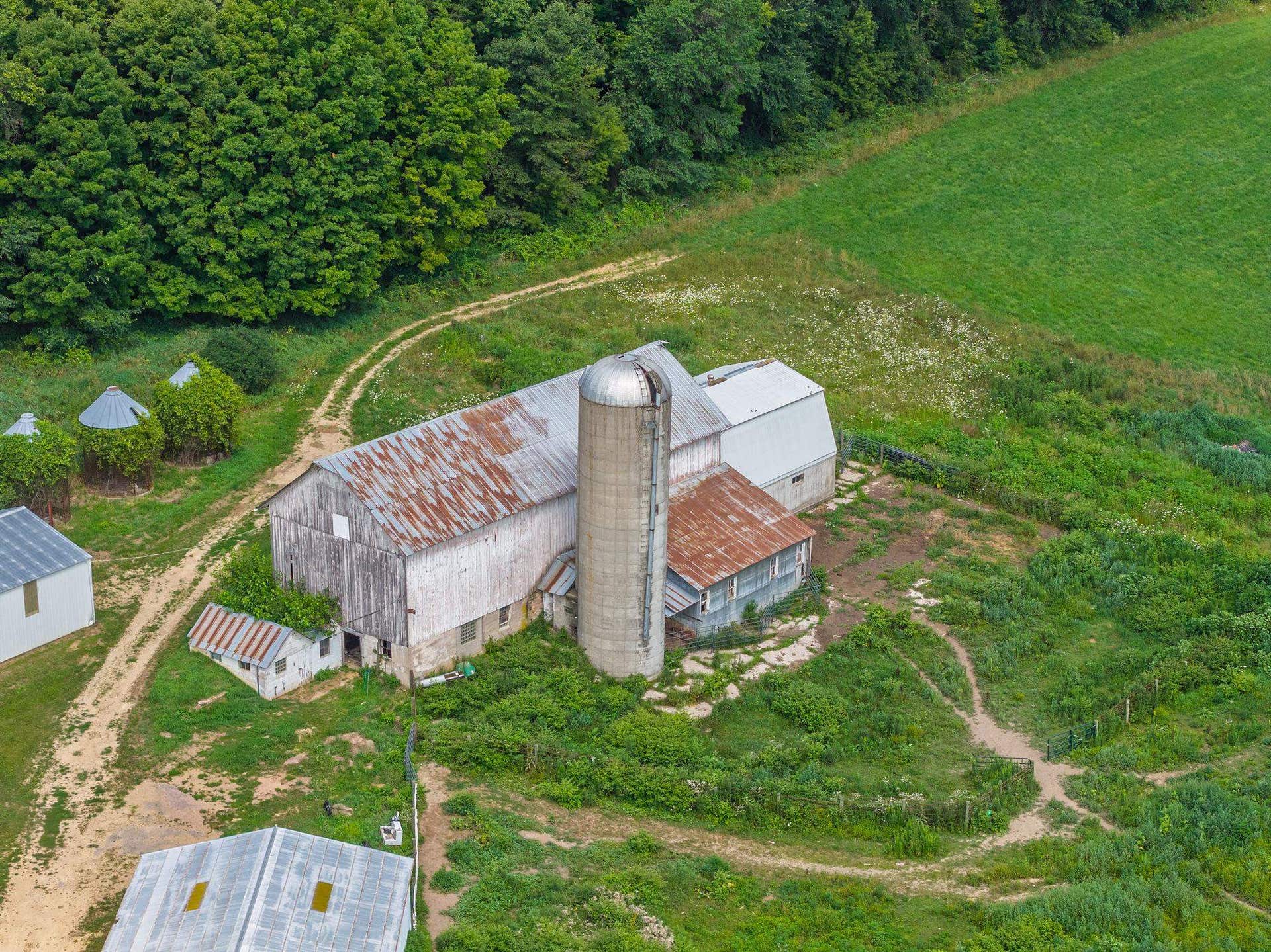 E2906 N Dutch Hollow Road, La Valle, WI 53941