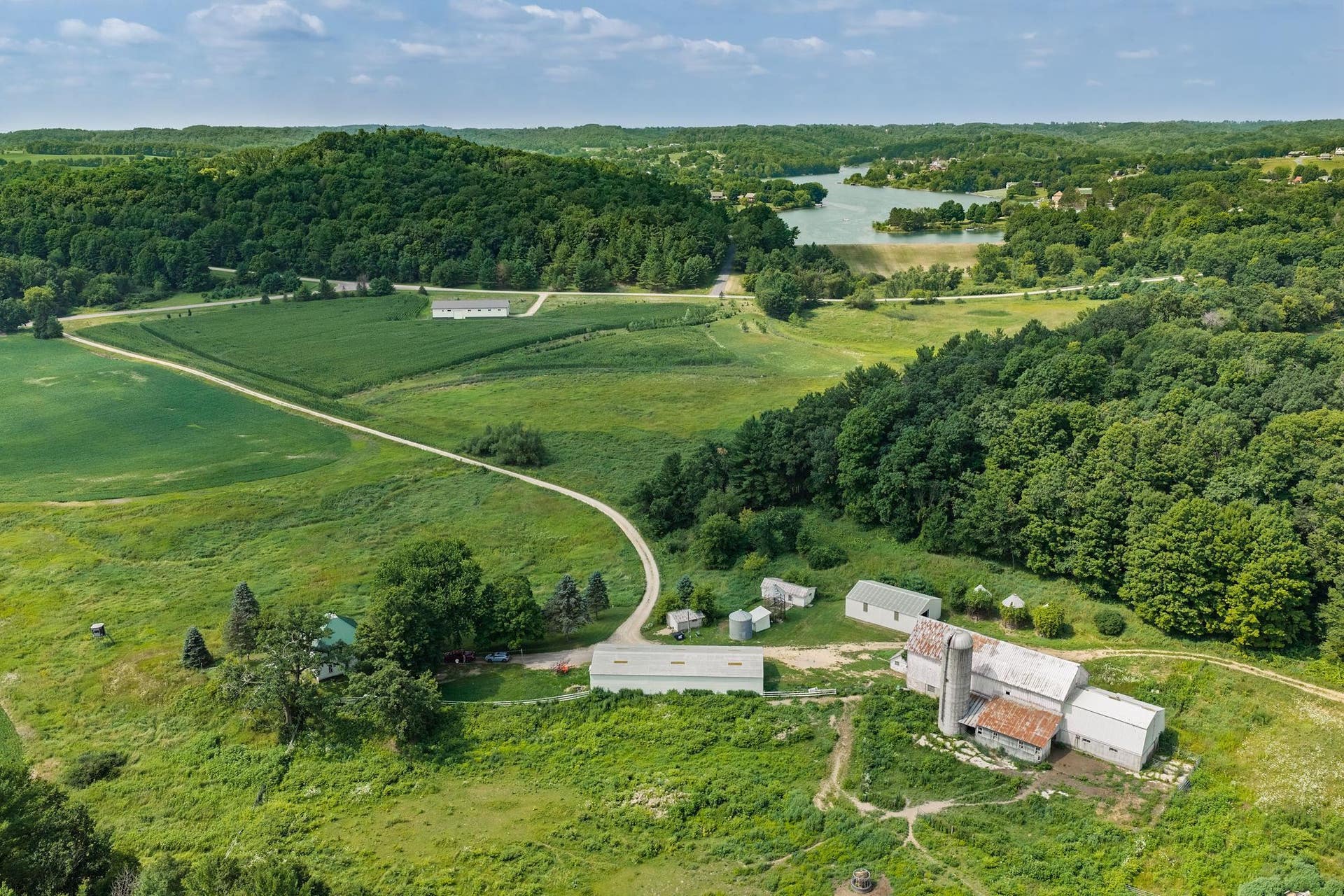 E2906 N Dutch Hollow Road, La Valle, WI 53941