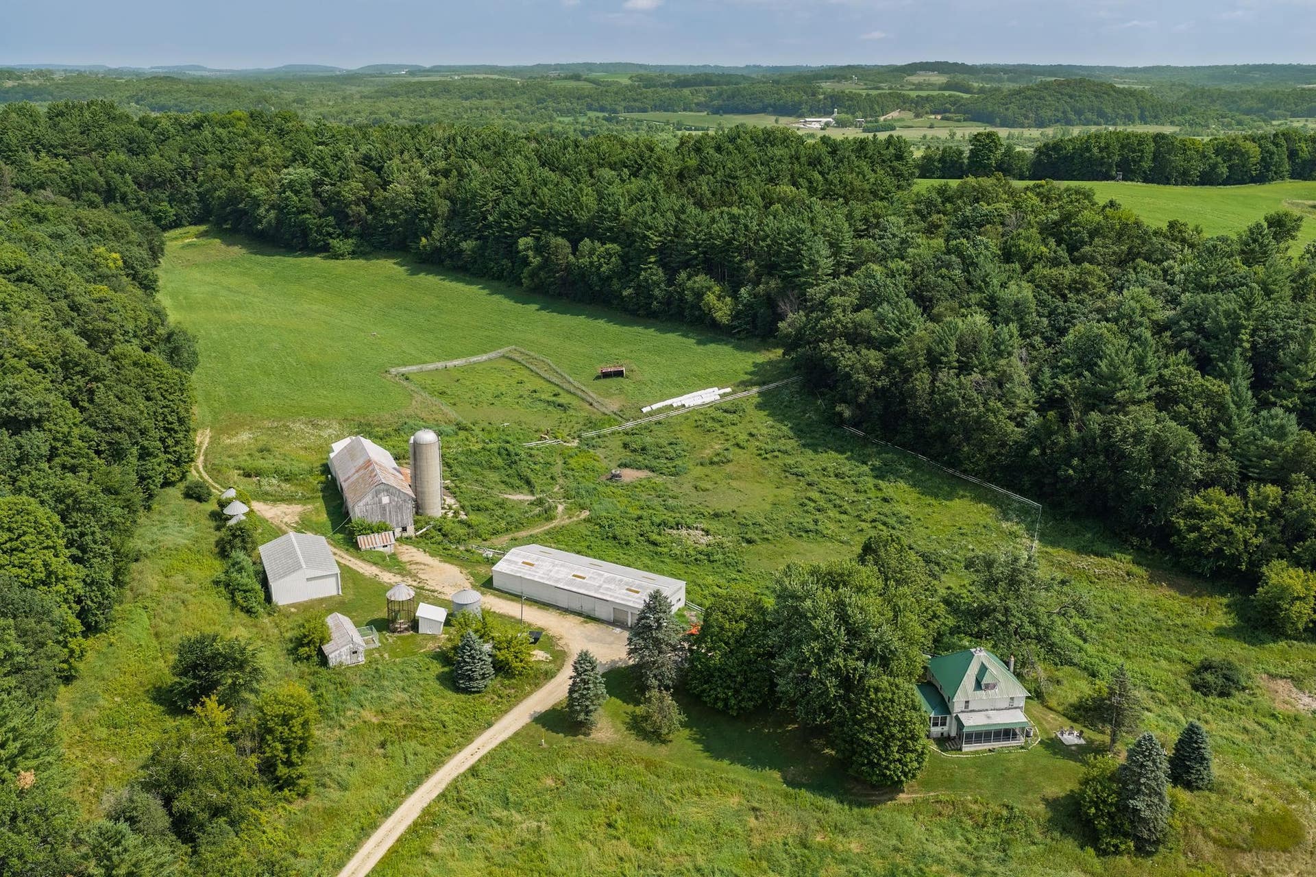 E2906 N Dutch Hollow Road, La Valle, WI 53941