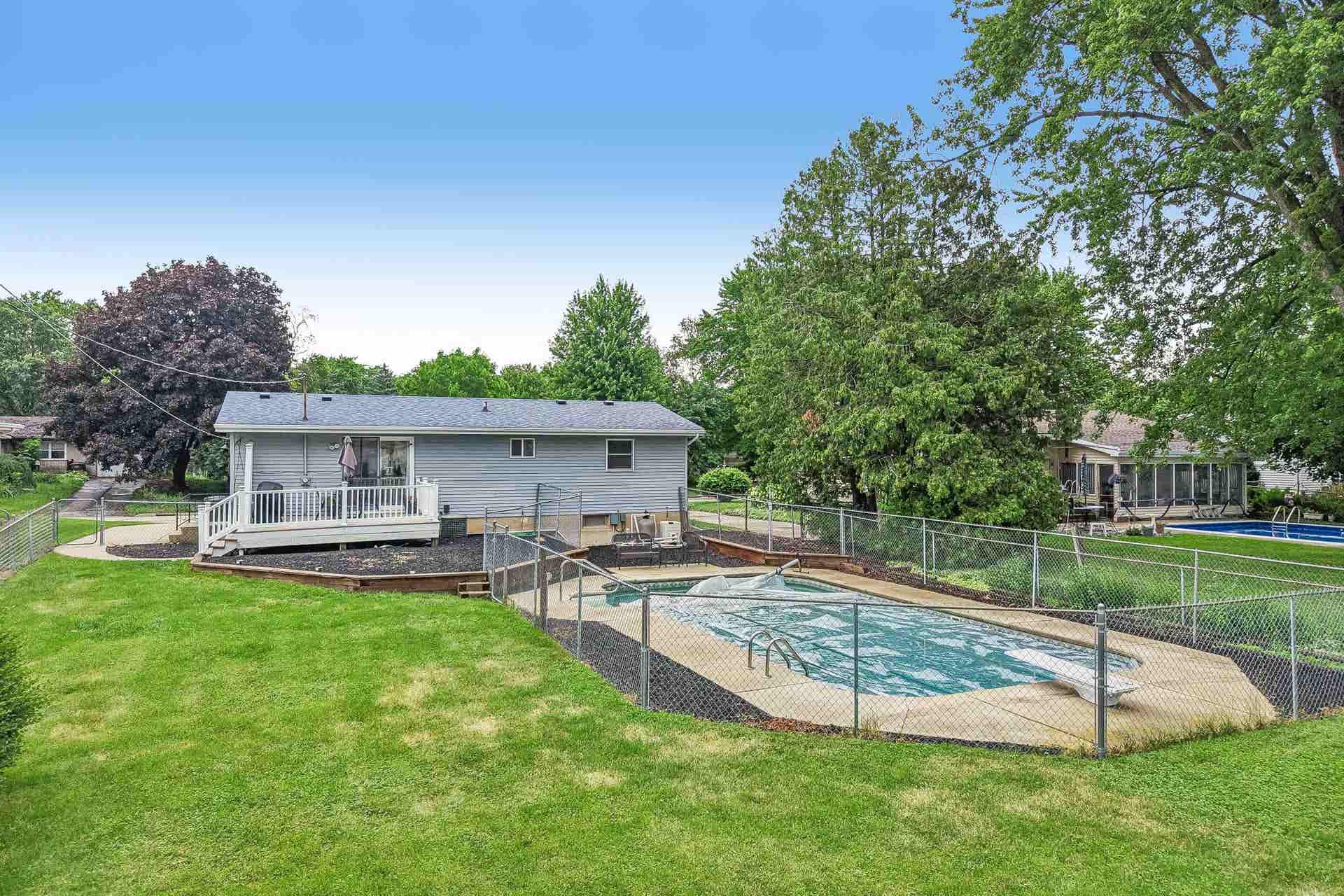 809 West Street, Stoughton, WI 53589
