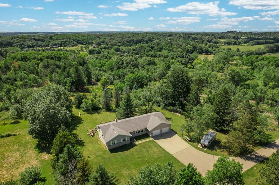 Property photo for 6635 Sunset Drive, Verona, WI