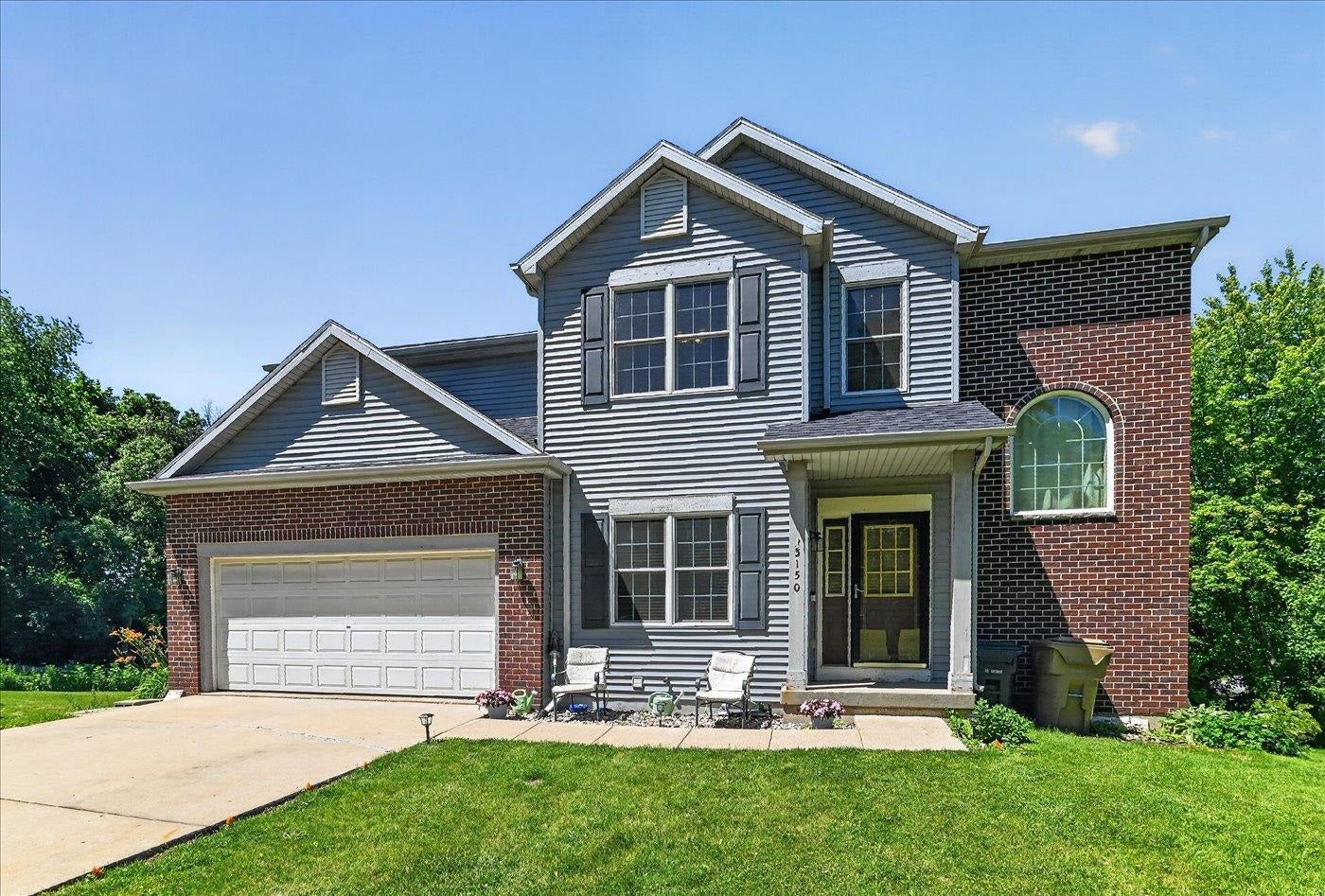 5150 Crescent Oaks Drive, Madison, WI 53704