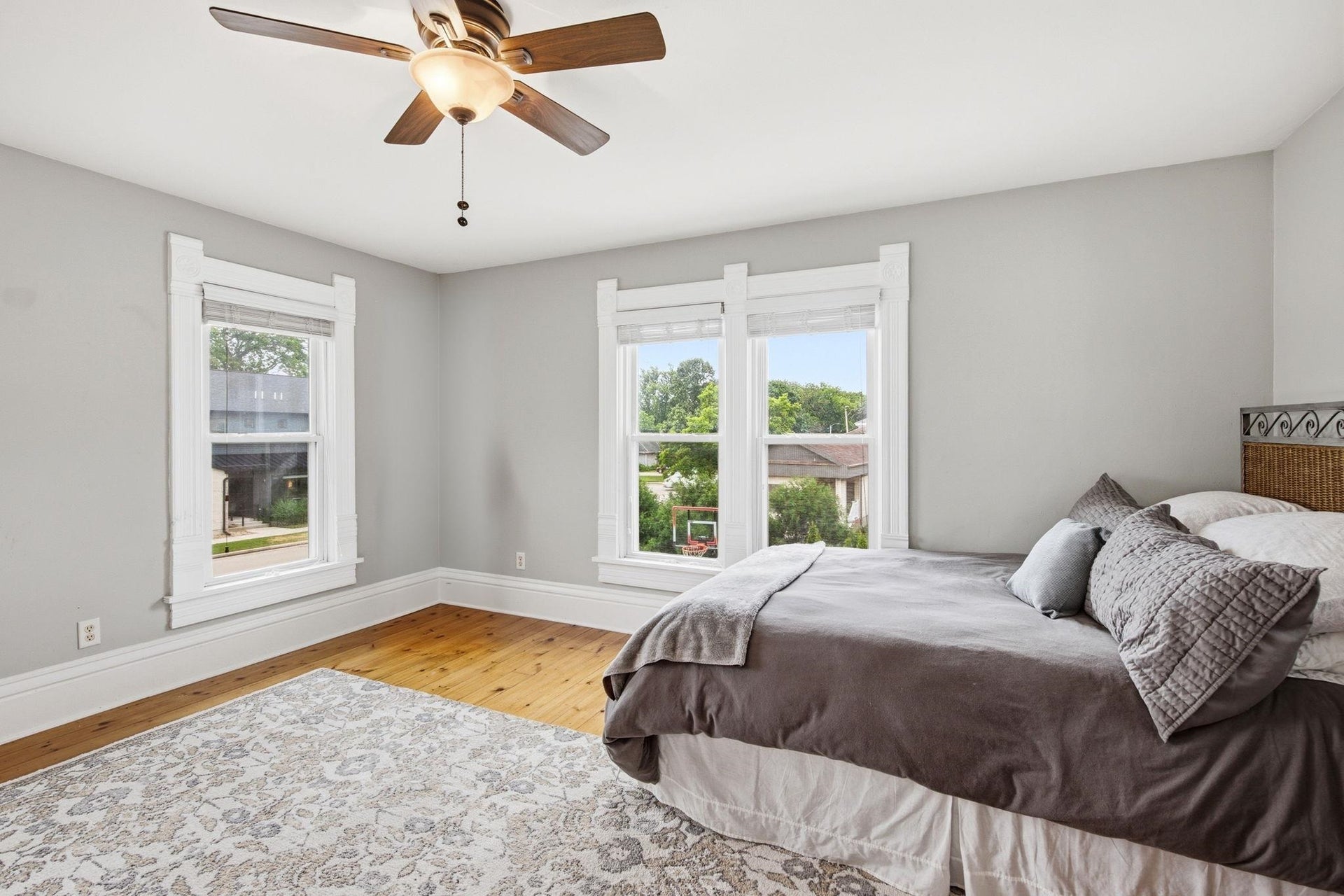 102 N Jefferson Street, Verona, WI 53593