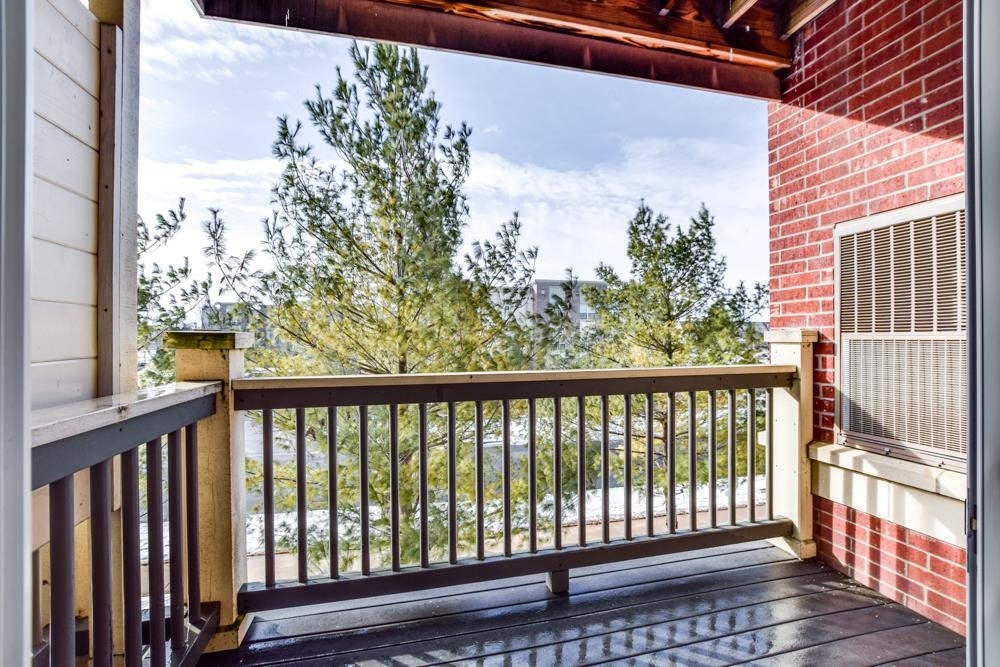 5198 Sassafras Drive, #205, Fitchburg, WI 53711-7713