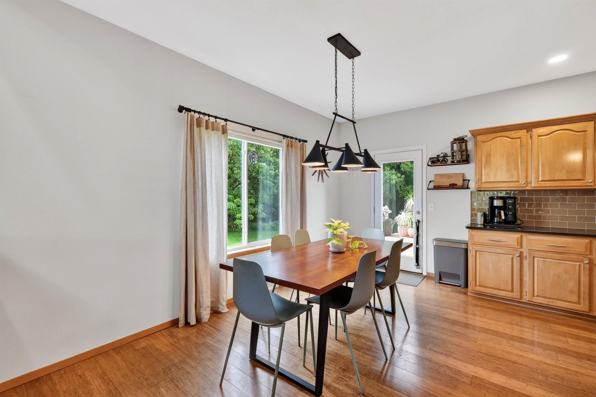 236 Westend Circle, Sun Prairie, WI 53590