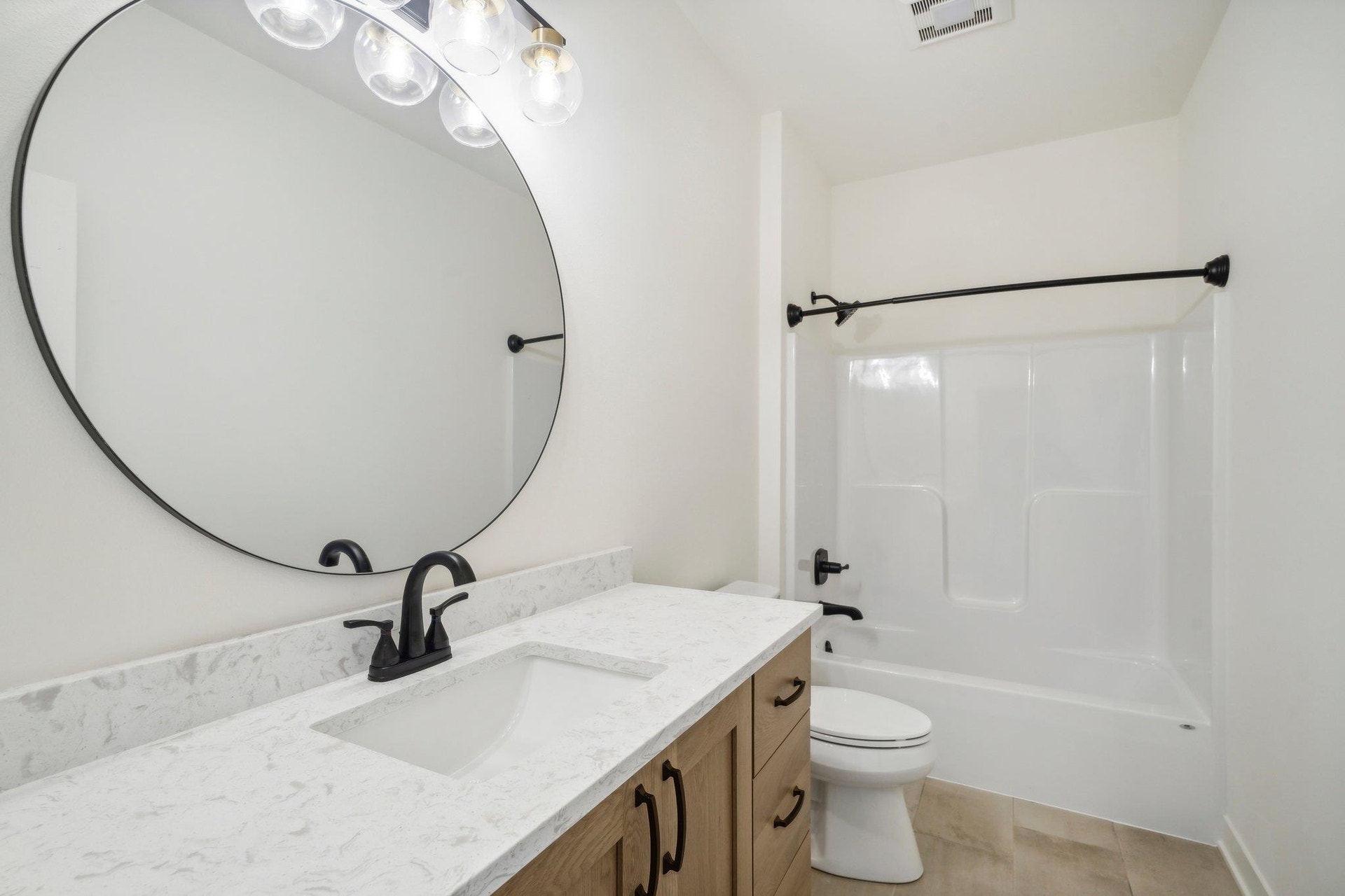 3017 Bronze Leaf Lane, Sun Prairie, WI 53590