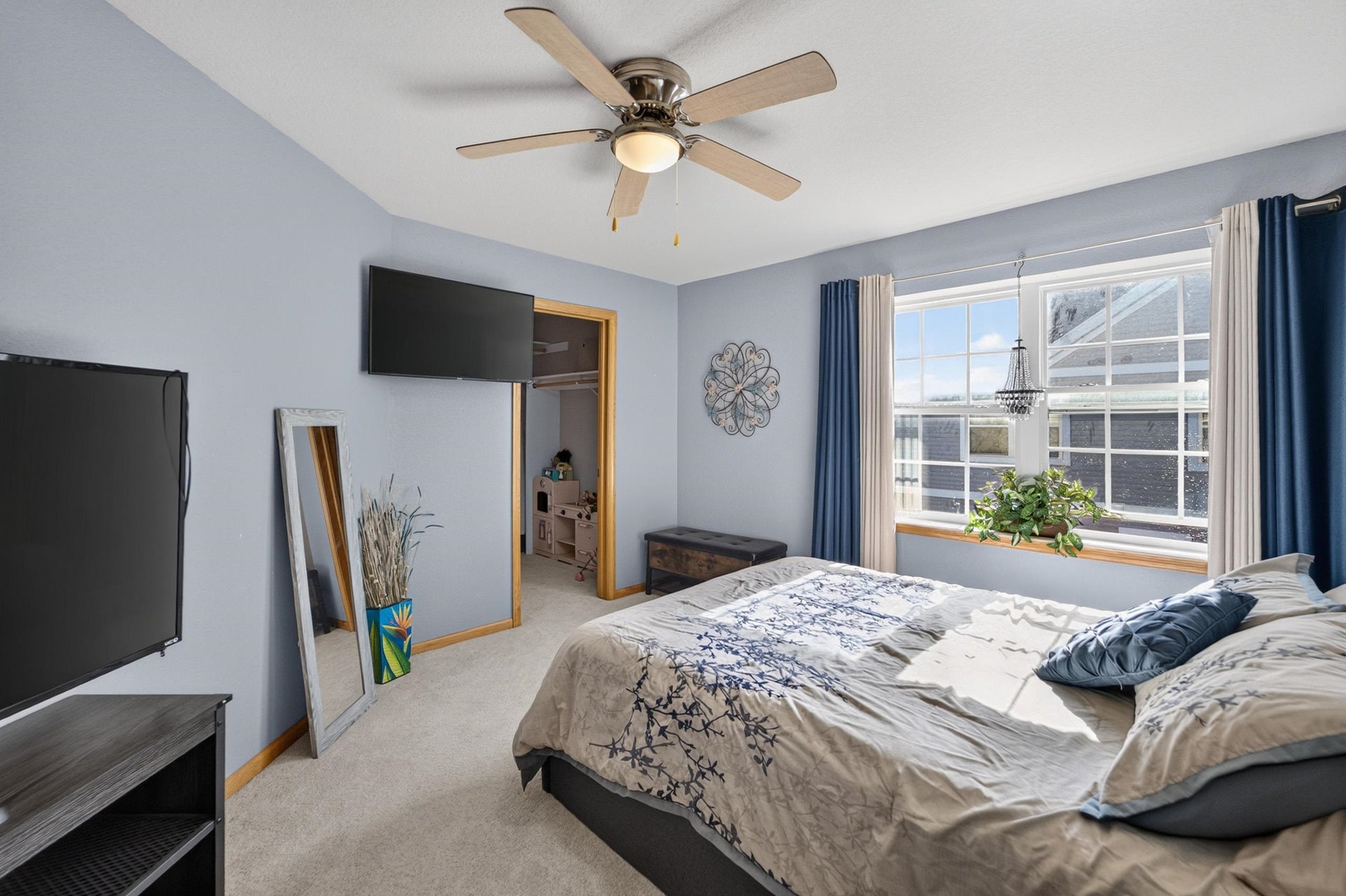 972 Stonehaven Drive, Sun Prairie, WI 53590