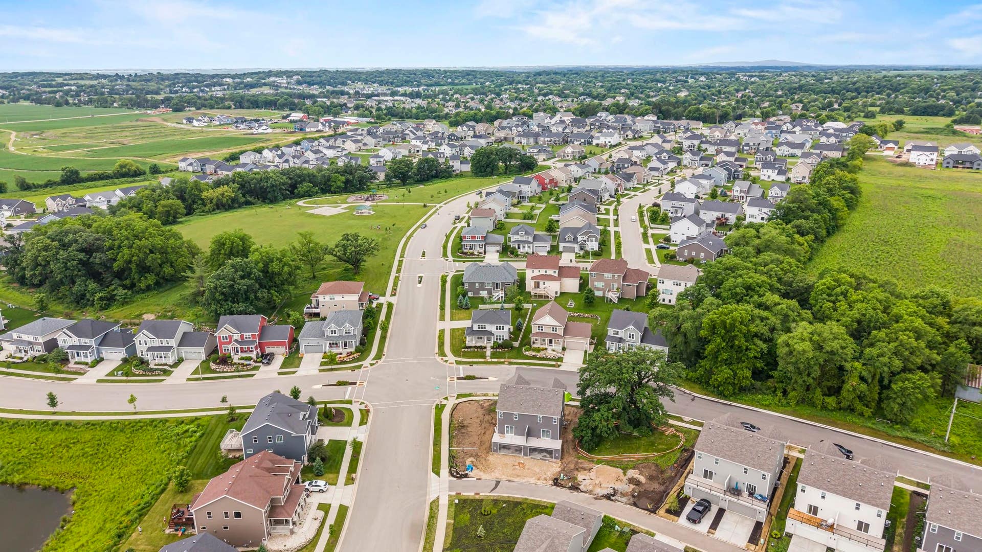 602 Schewe Road, Madison, WI 53593-9765
