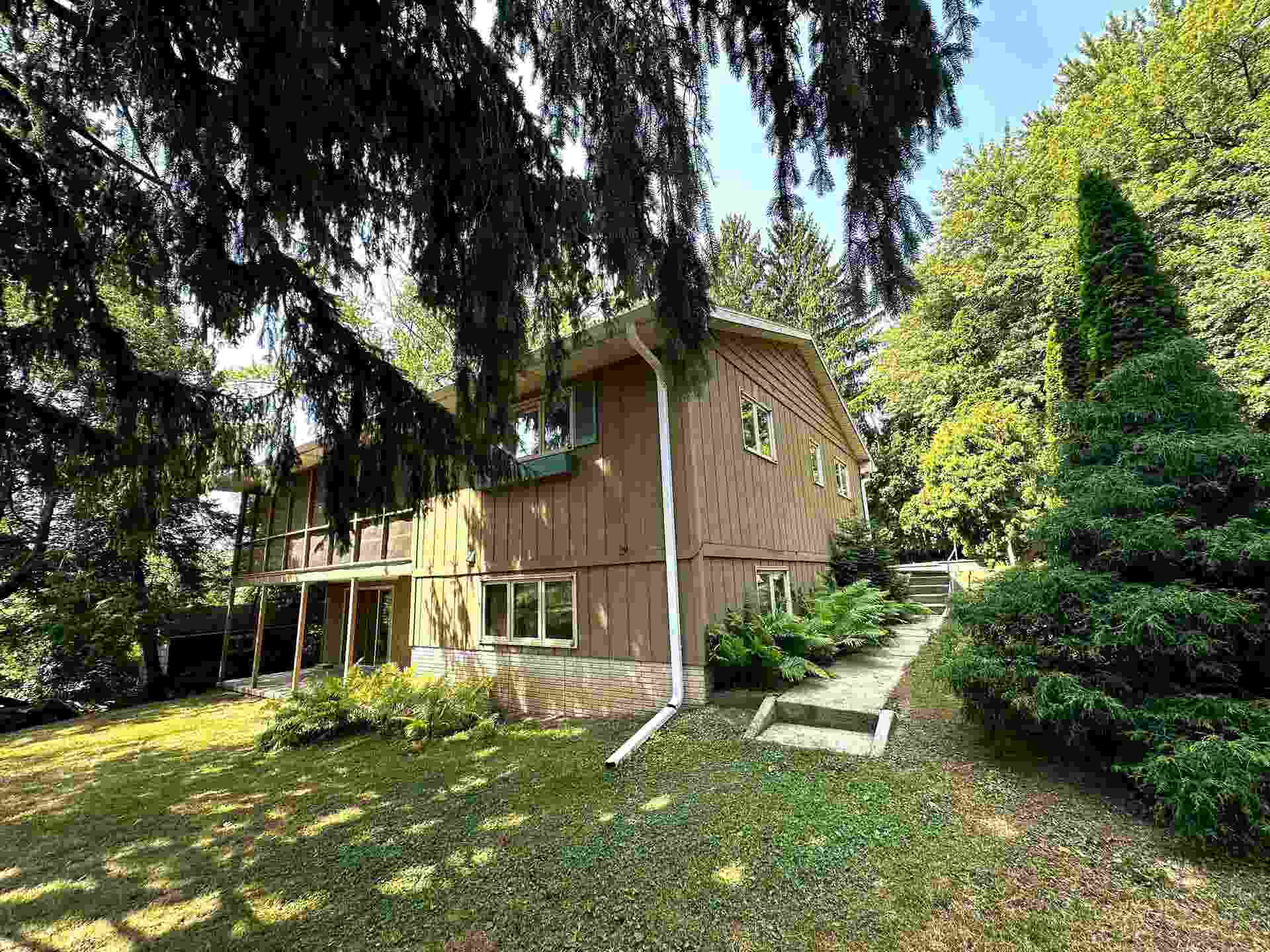 111 Forton Court, Stoughton, WI 53589