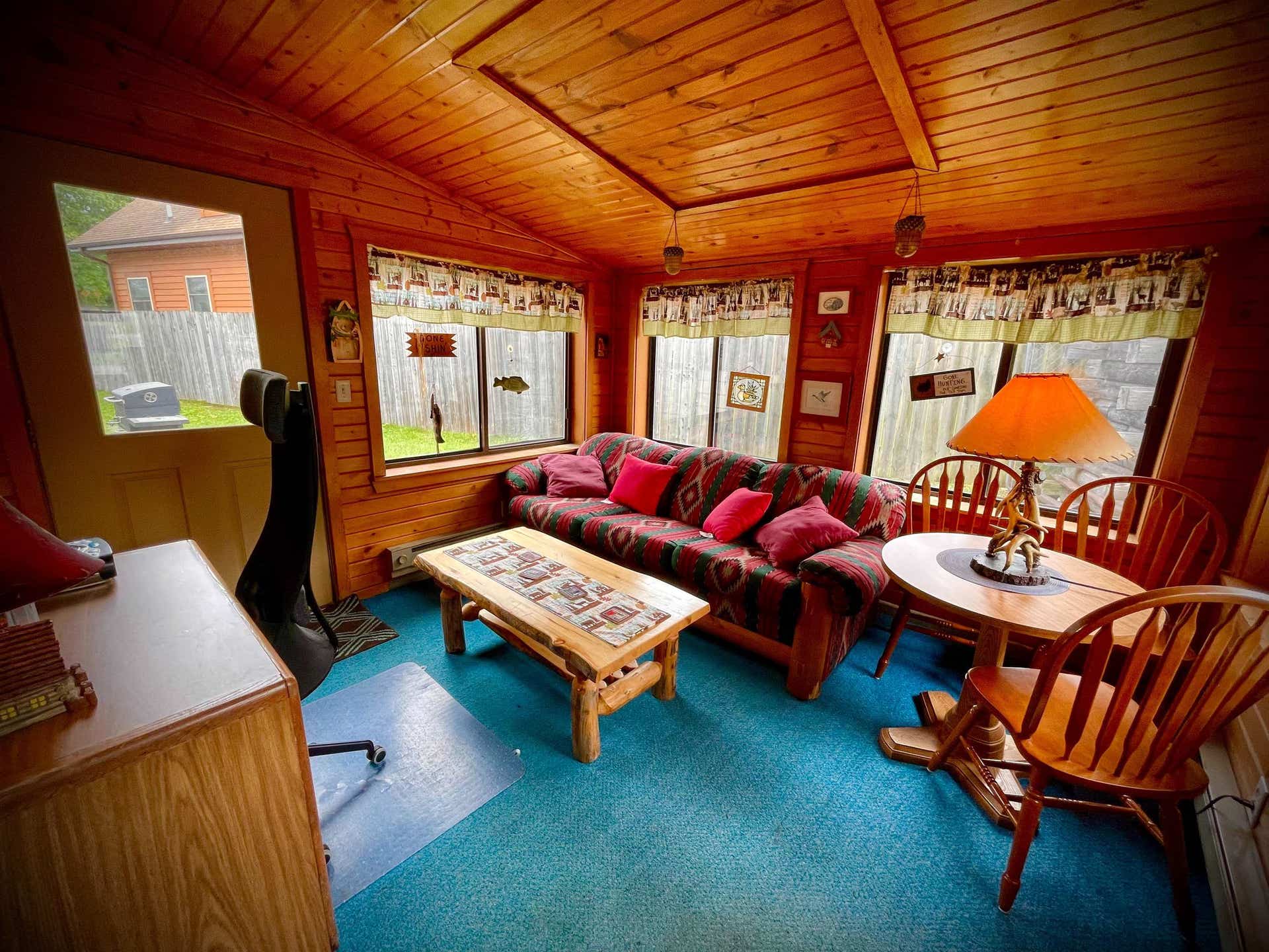 1080 E Hiawatha Drive, Lake Delton, WI 53965