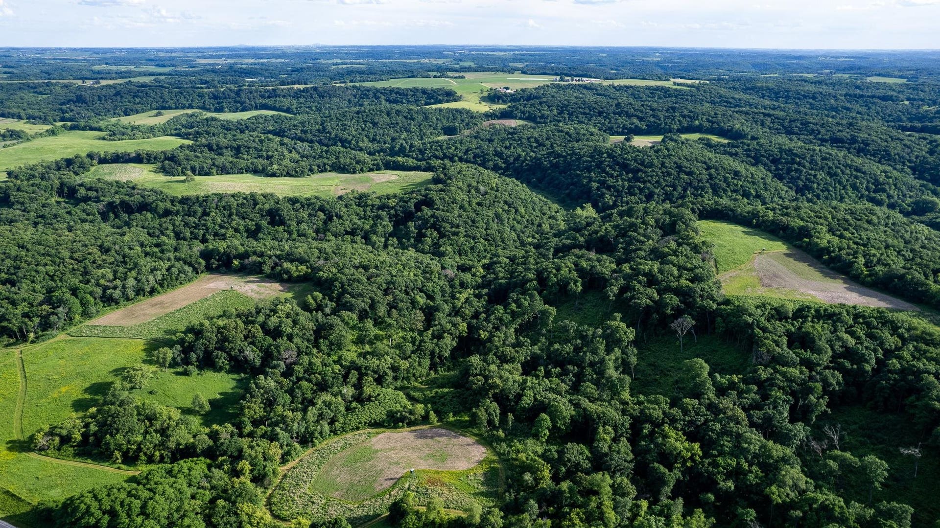 6880 County Road P, Pulaski, WI 53573