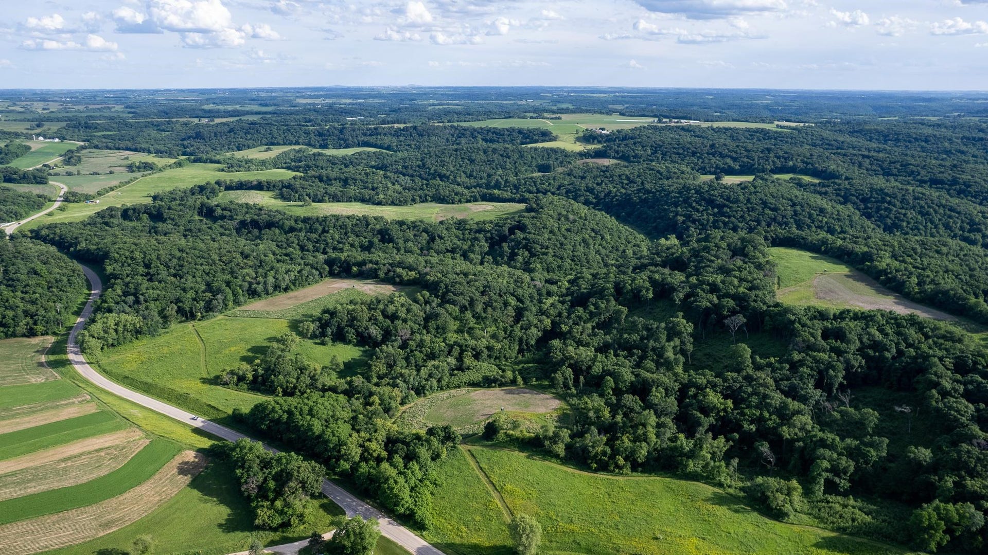 6880 County Road P, Pulaski, WI 53573