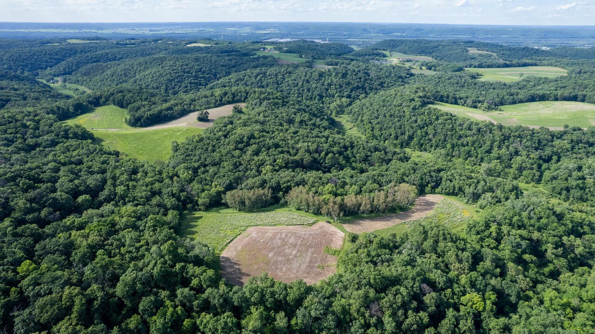 6880 County Road P, Pulaski, WI 53573