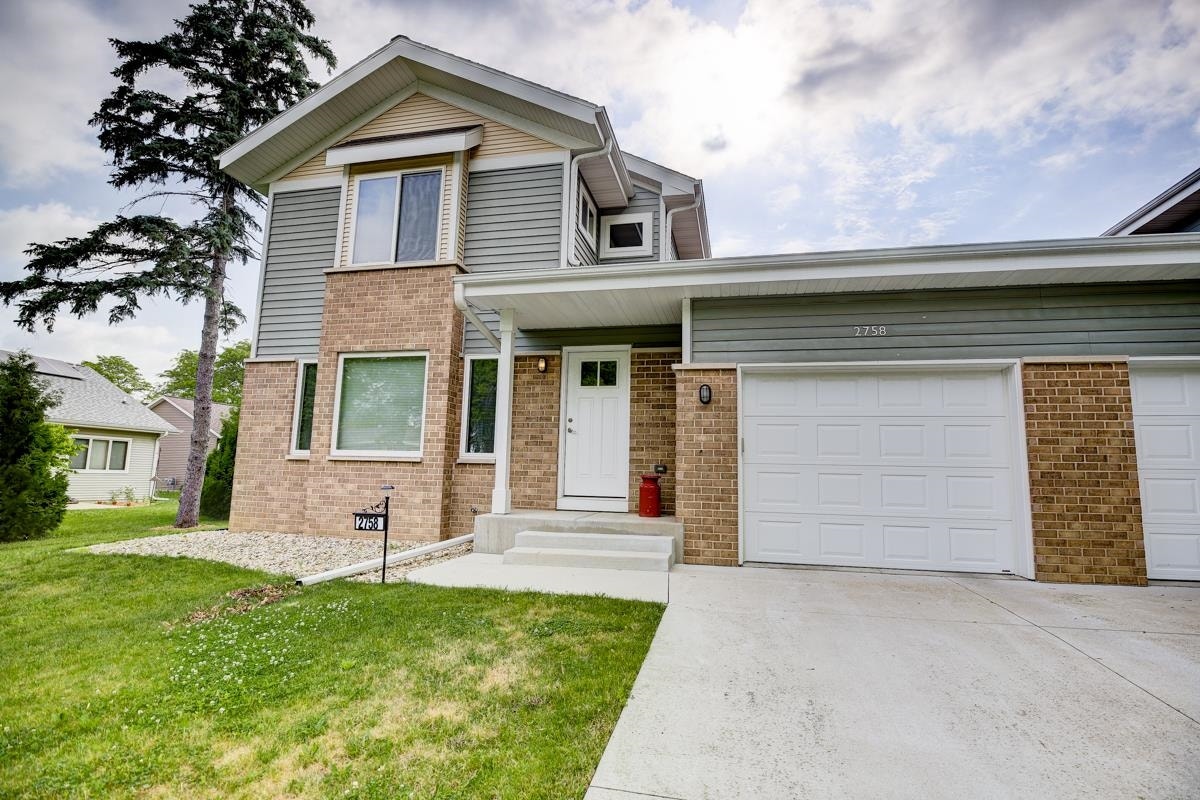 2756/2758 Lyman Lane, Fitchburg, WI 53711