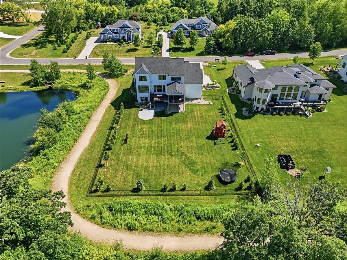 7616 Tumbledown Trail, Middleton, WI 53593