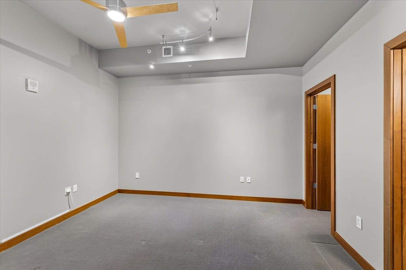 350 S Hamilton Street, #204, Madison, WI 53703