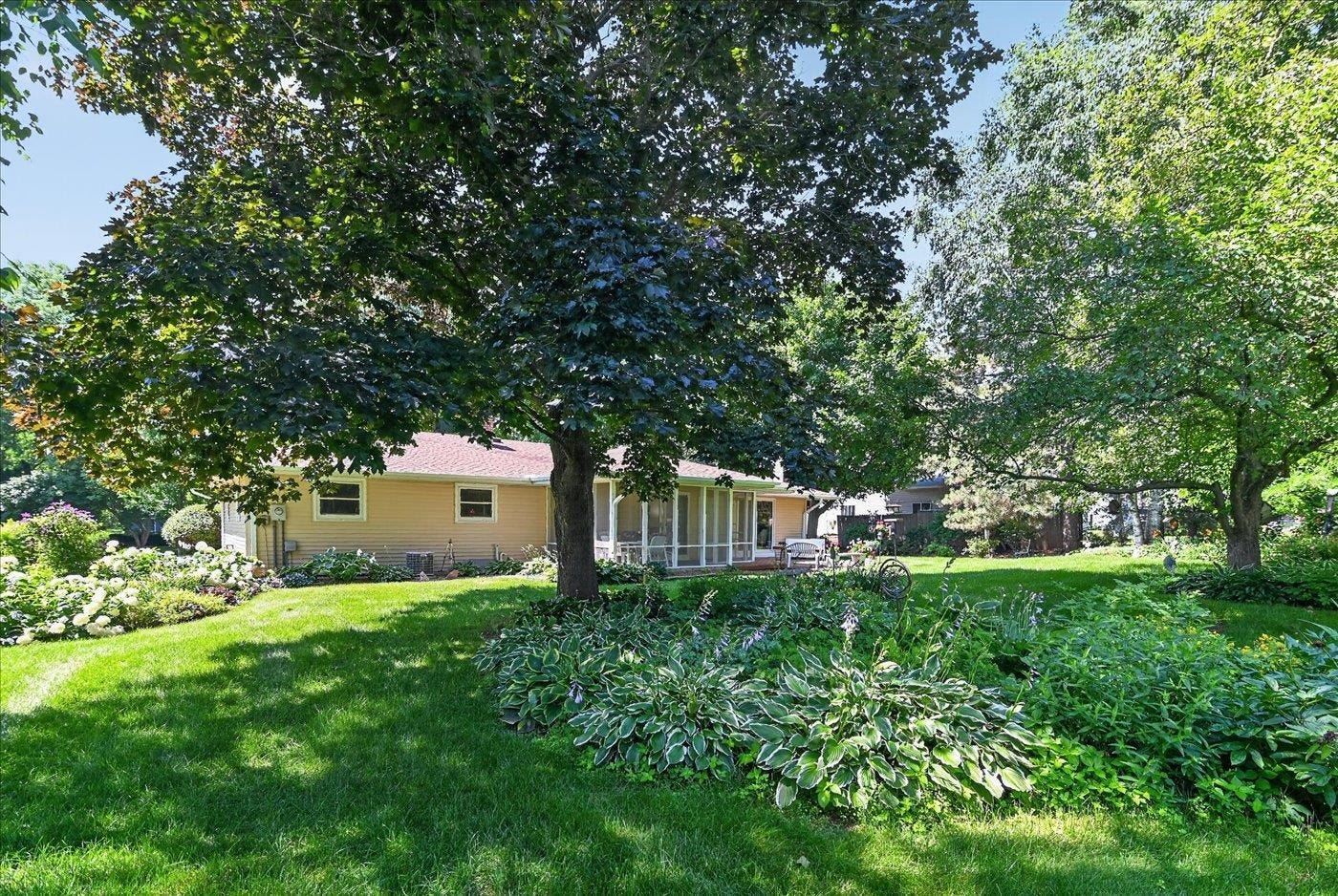 3742 Elna Road, Burke, WI 53718