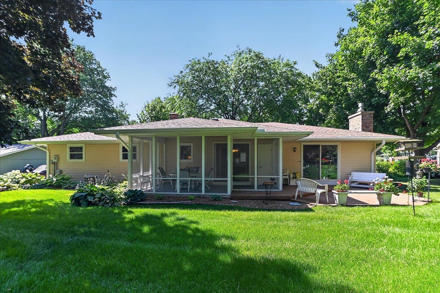 3742 Elna Road, Burke, WI 53718