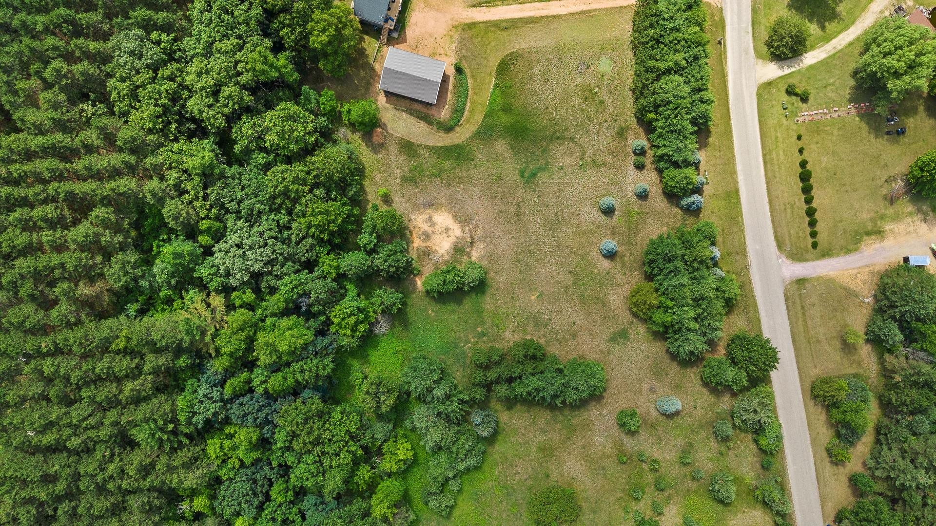 191 Fish Court, Jackson, WI 53952