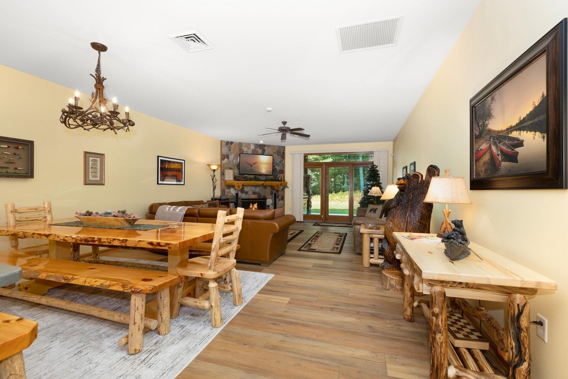 W4112 Vista Drive, #8, Germantown, WI 53948
