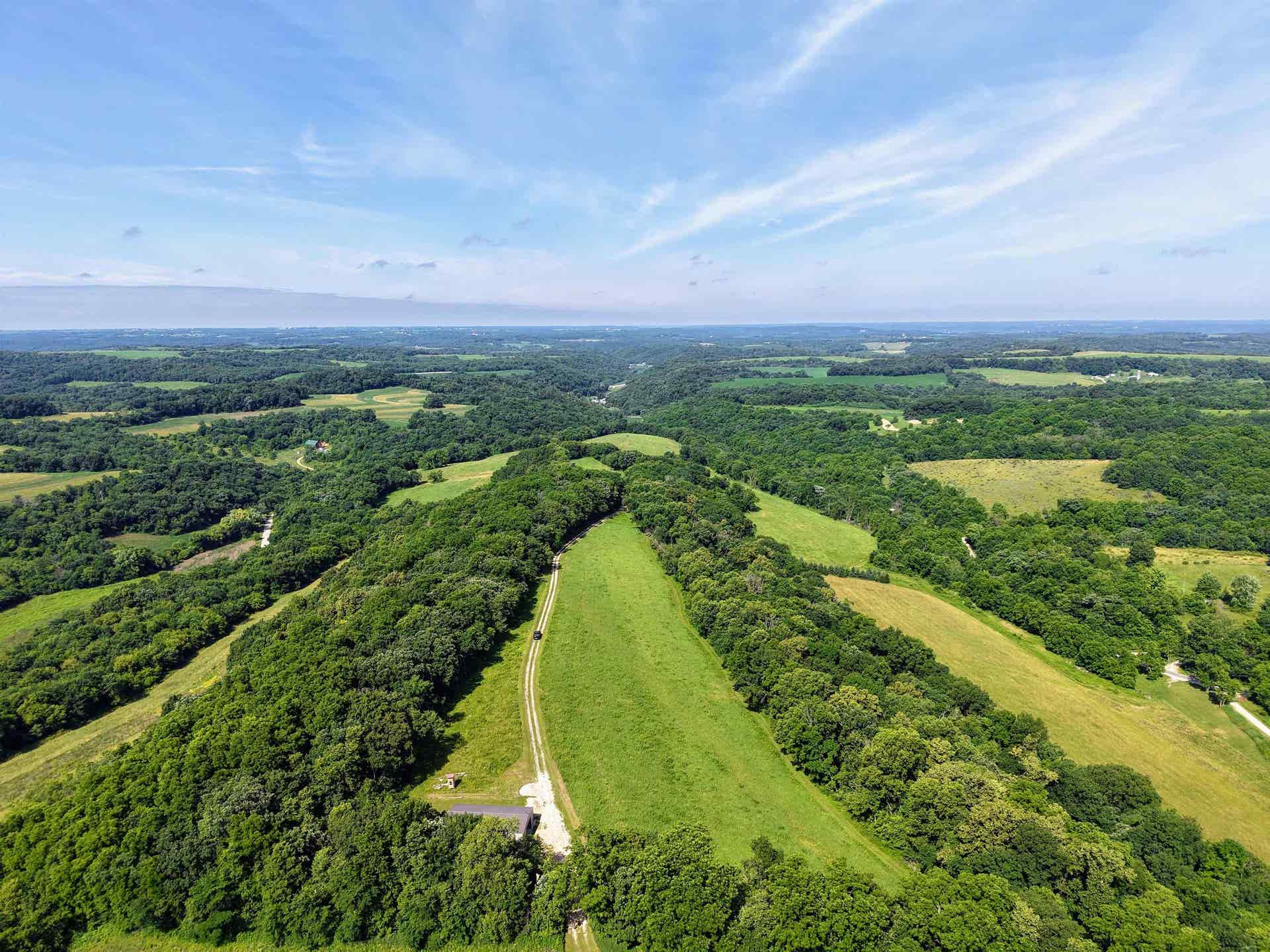 6050 Pine Knob Road, Marion, WI 53805