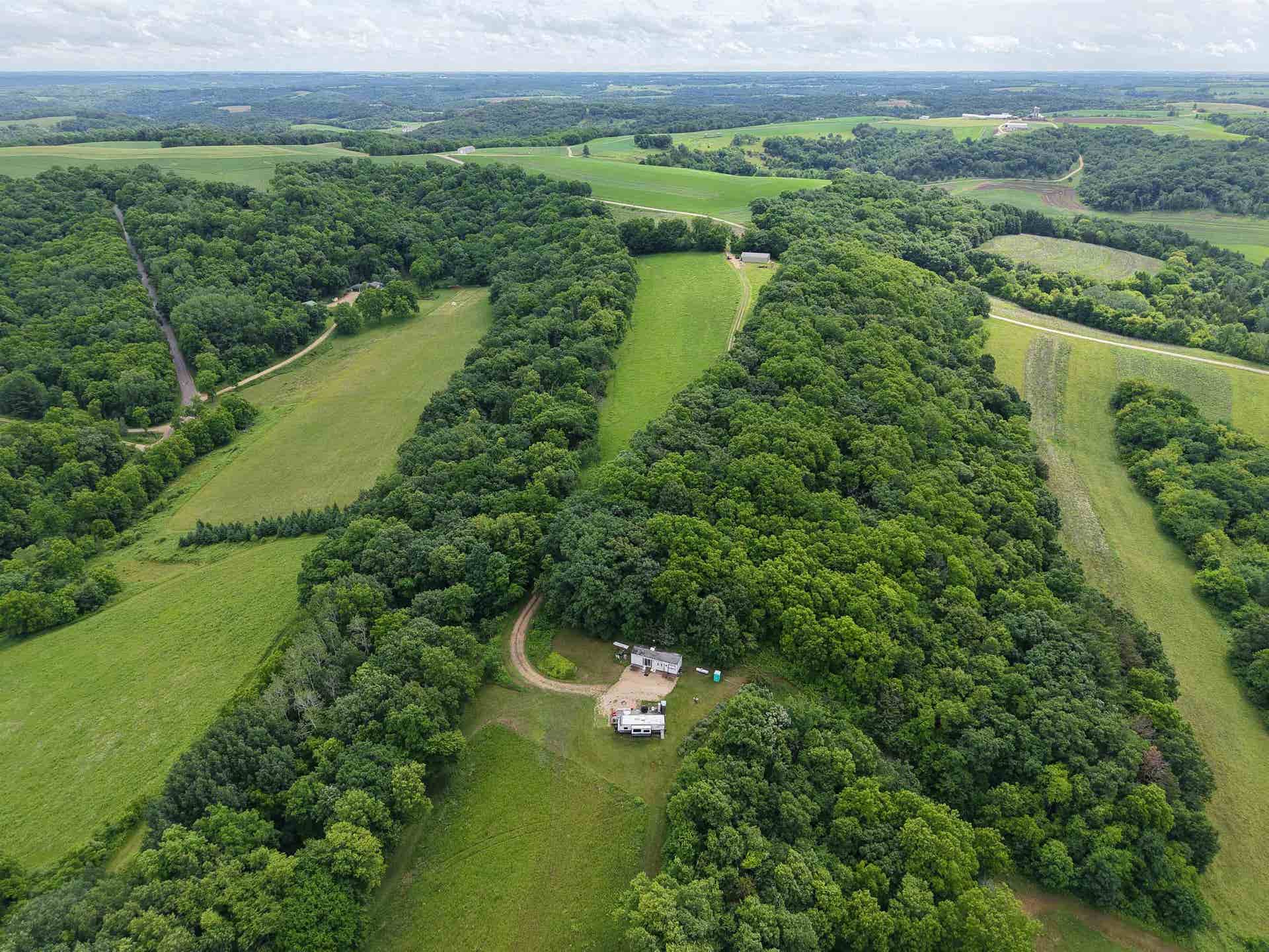 6050 Pine Knob Road, Marion, WI 53805