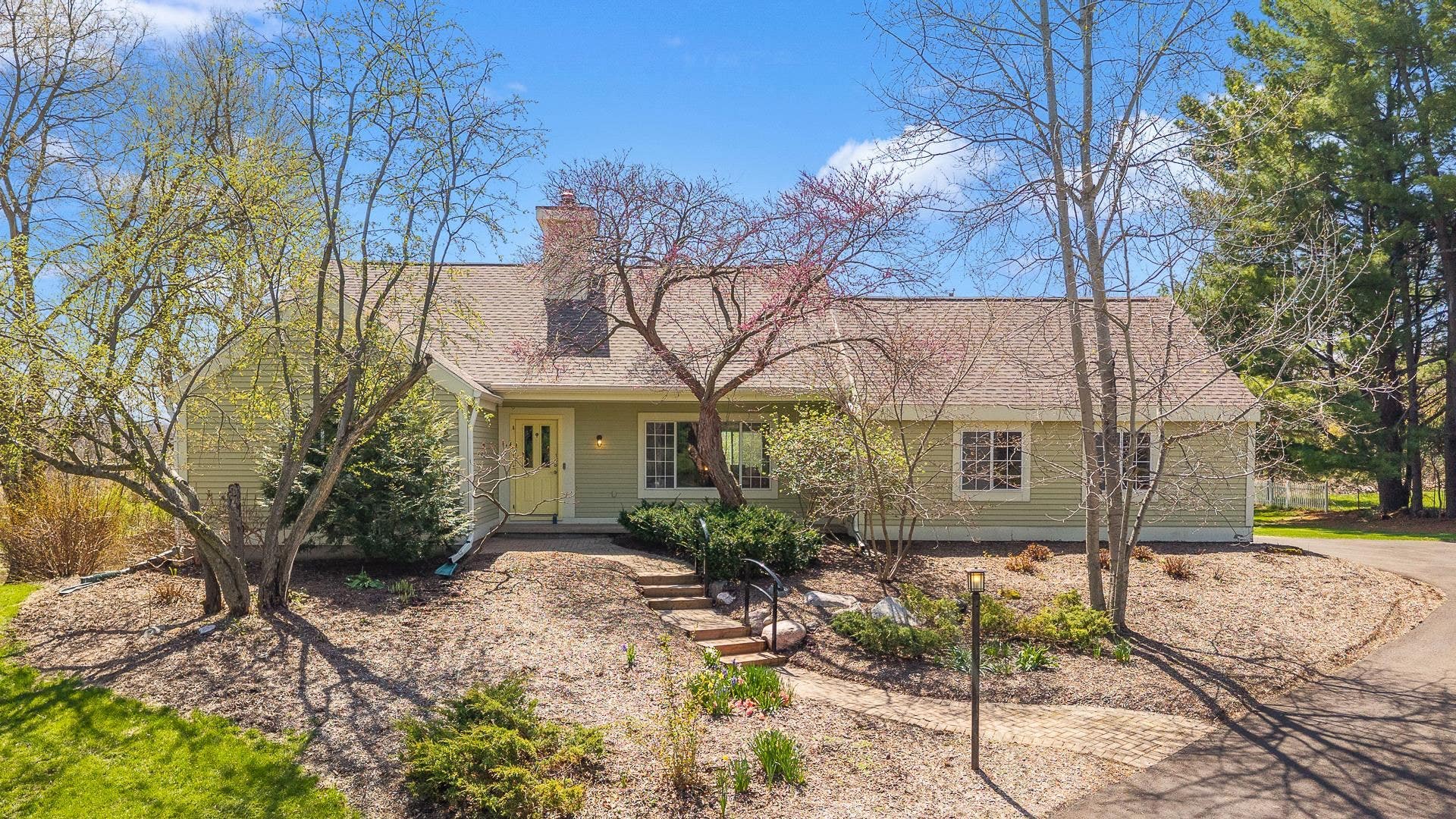 5655 Concord Drive, Fitchburg, WI 53711