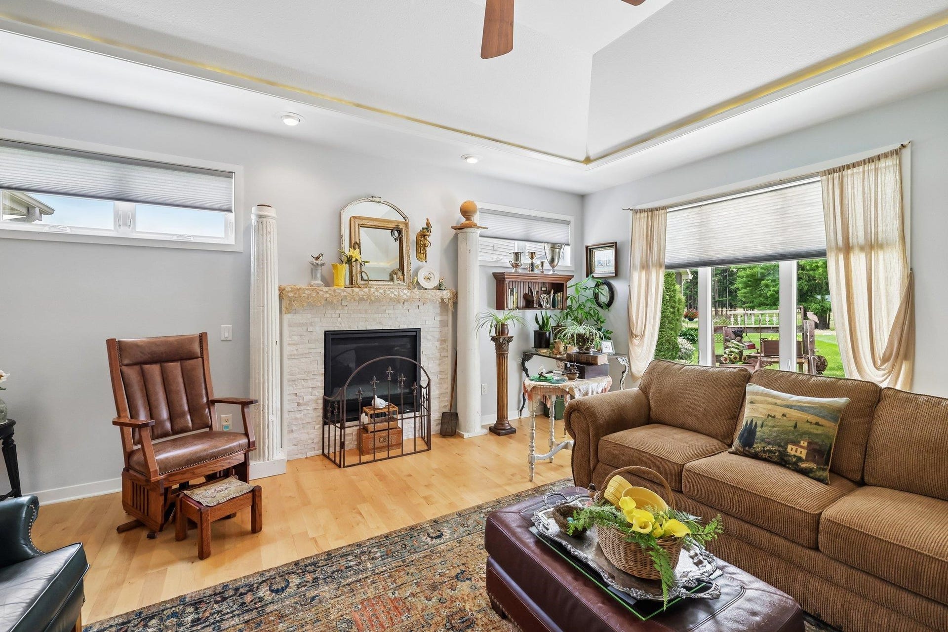 791 Country View Lane, Lake Mills, WI 53551-1685