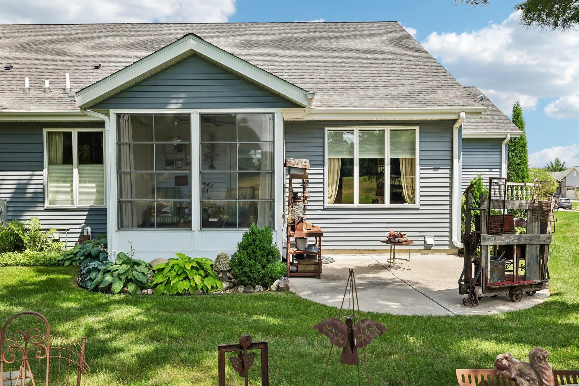 791 Country View Lane, Lake Mills, WI 53551-1685