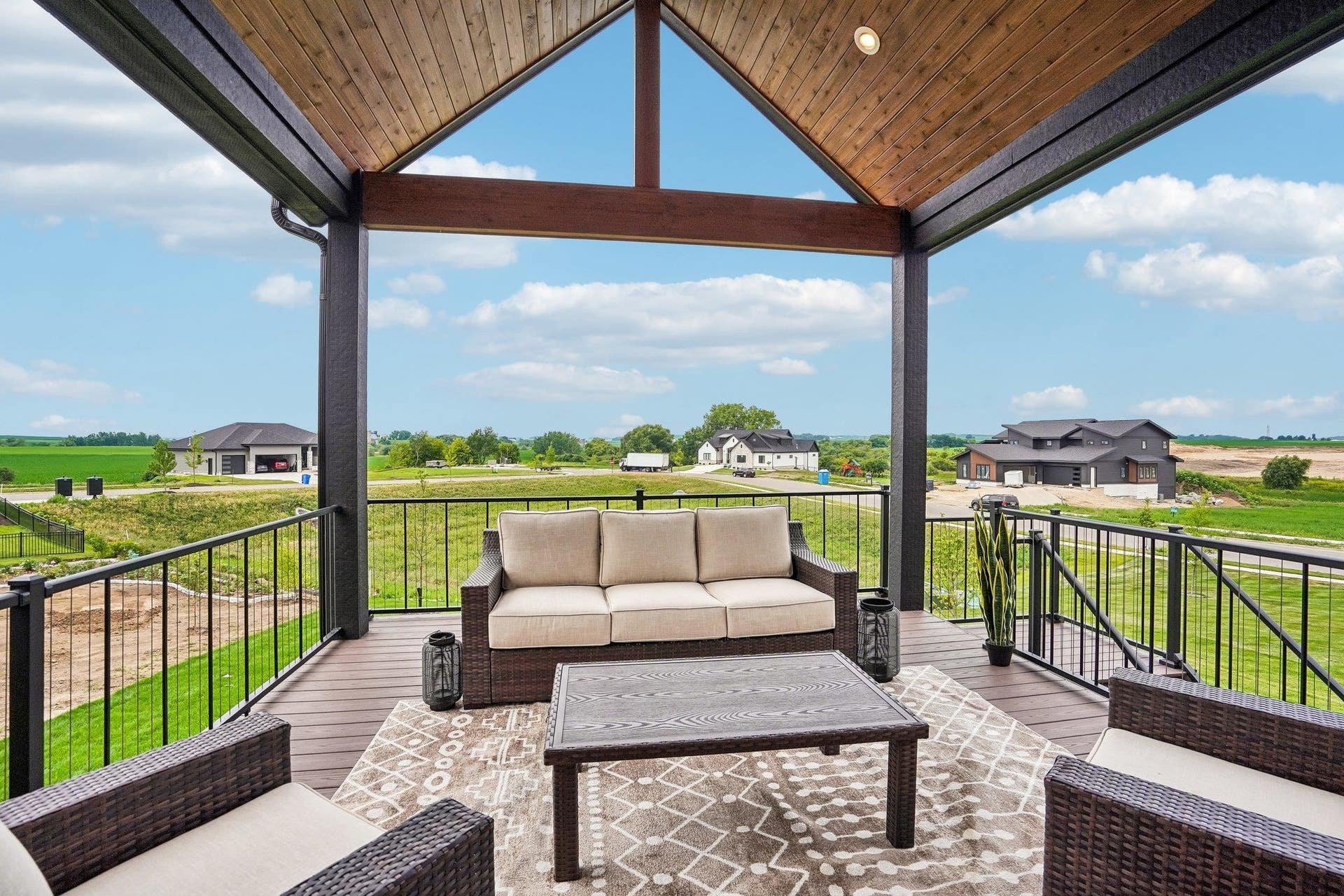 1605 Ginger Lane, Waunakee, WI 53597