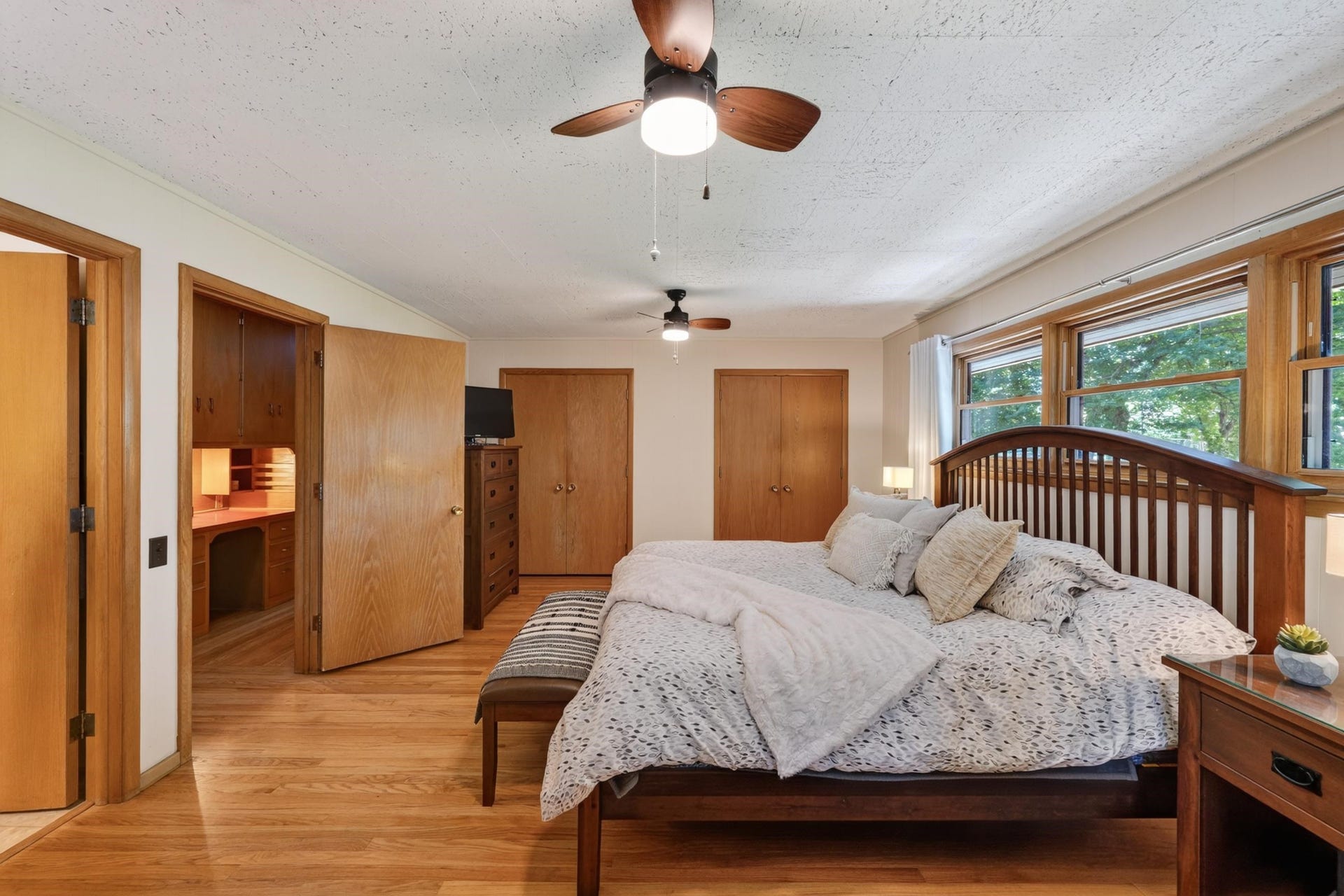 713 N Bird Street, Sun Prairie, WI 53590