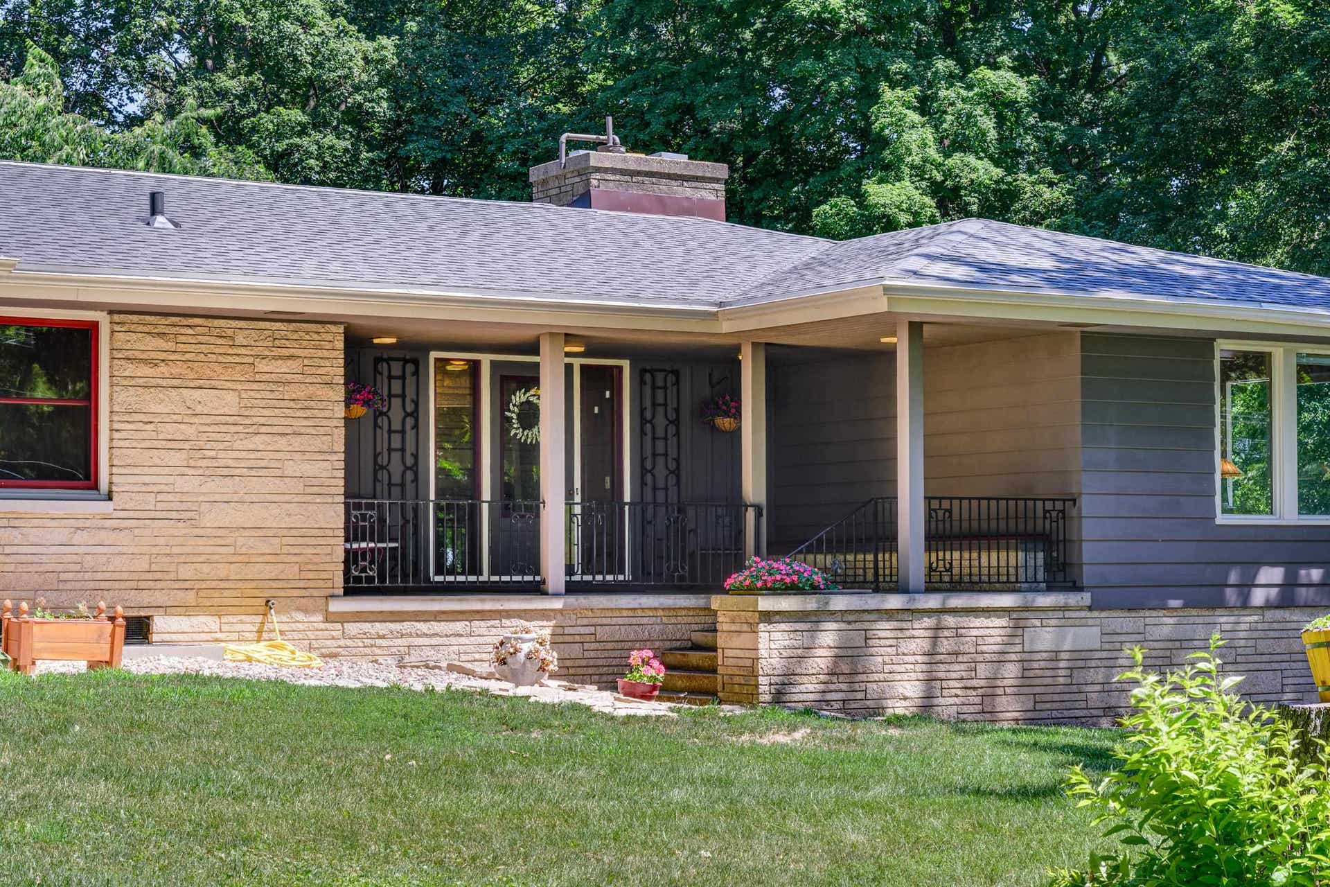 713 N Bird Street, Sun Prairie, WI 53590