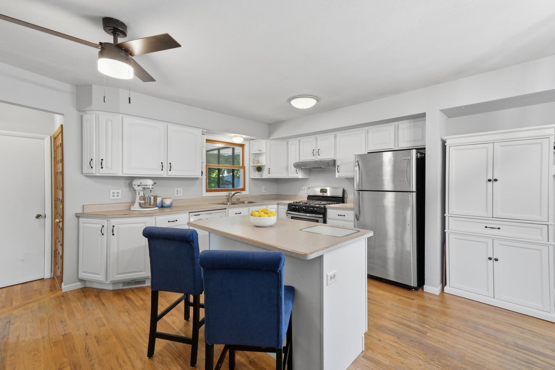 4717 Leo Drive, Madison, WI 53716